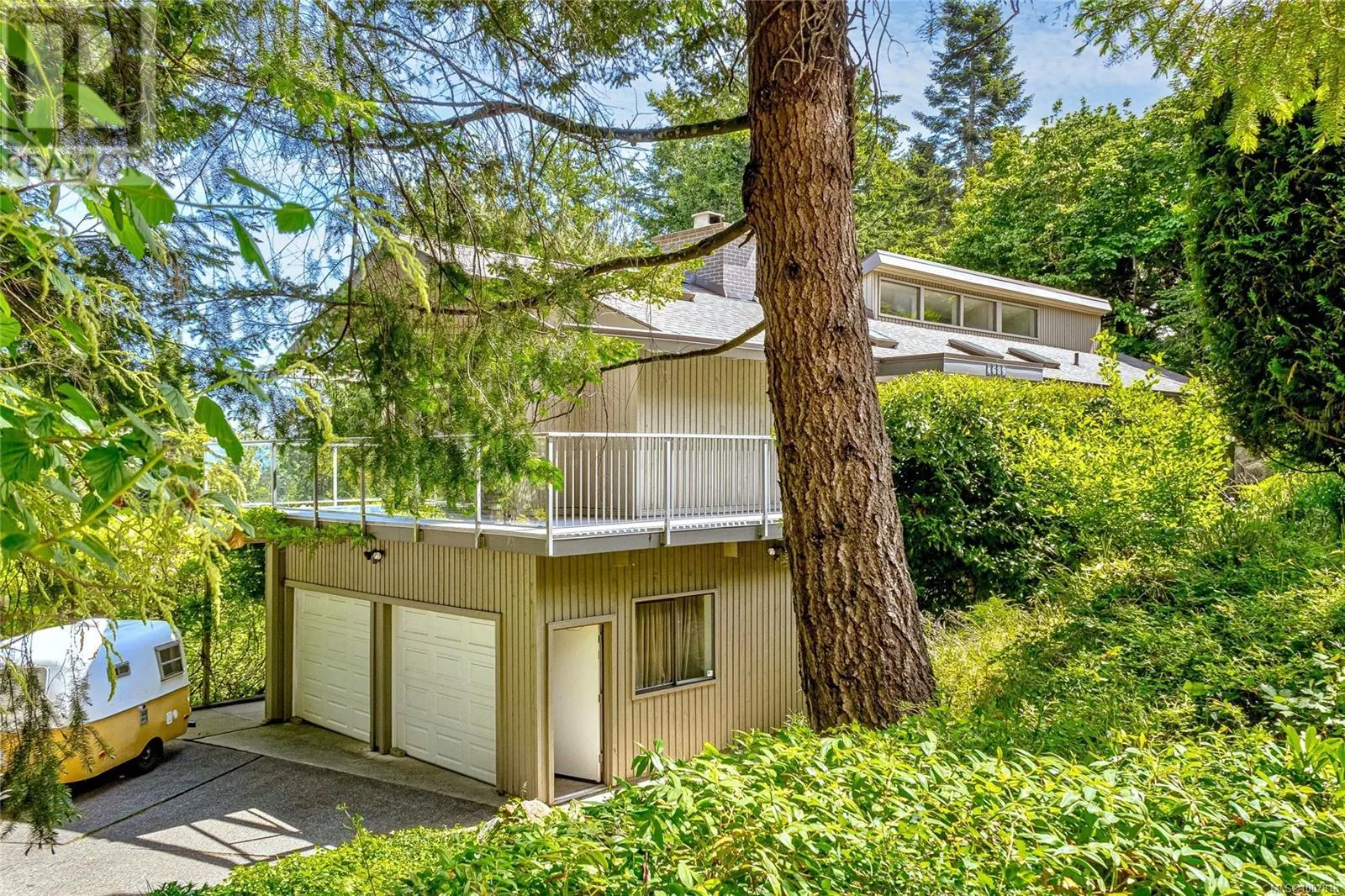 4689 Boulderwood Dr