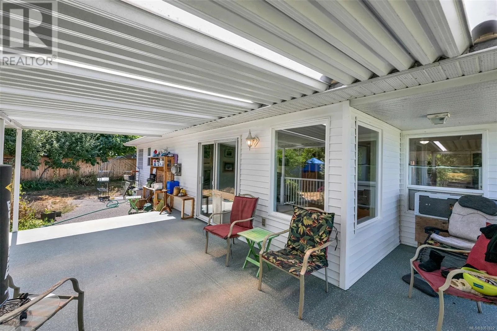 2012 Swans Nest Pl