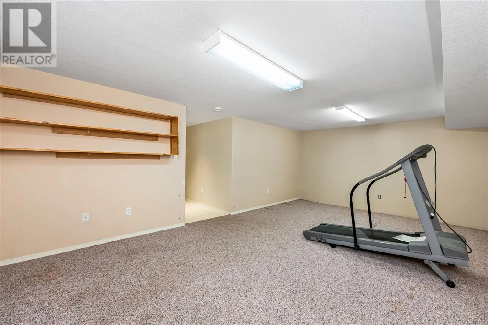2012 Swans Nest Pl