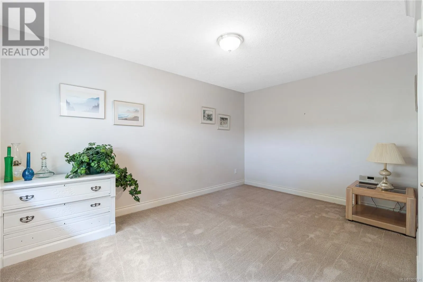 578 Wain Rd