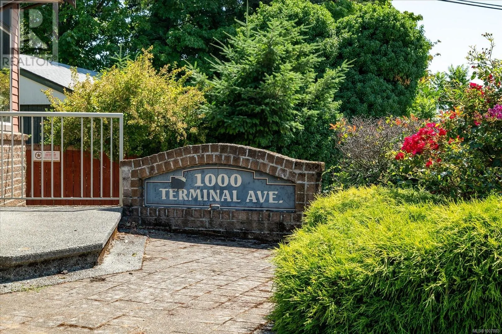 1000 Terminal Ave