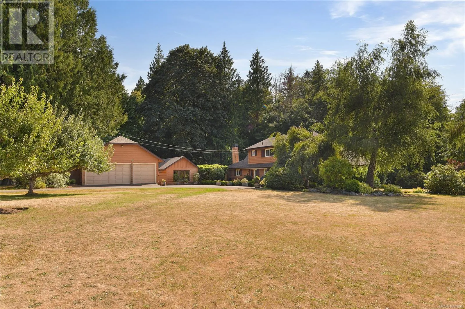 1695 Cultra Ave