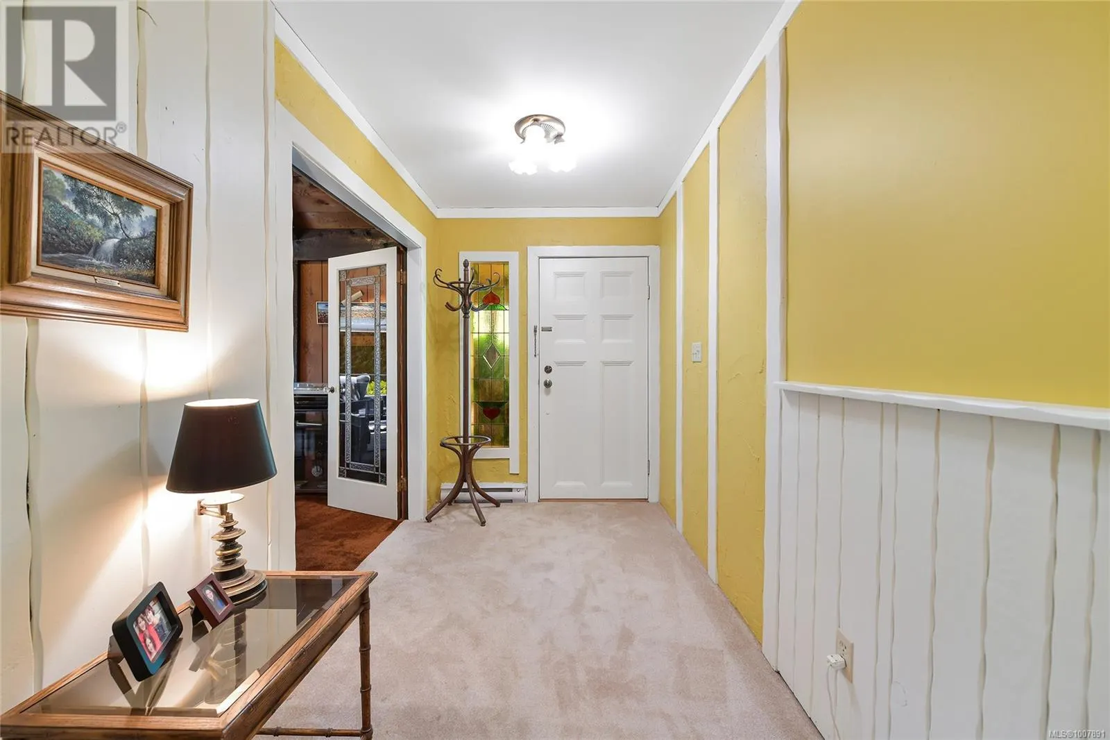 1695 Cultra Ave