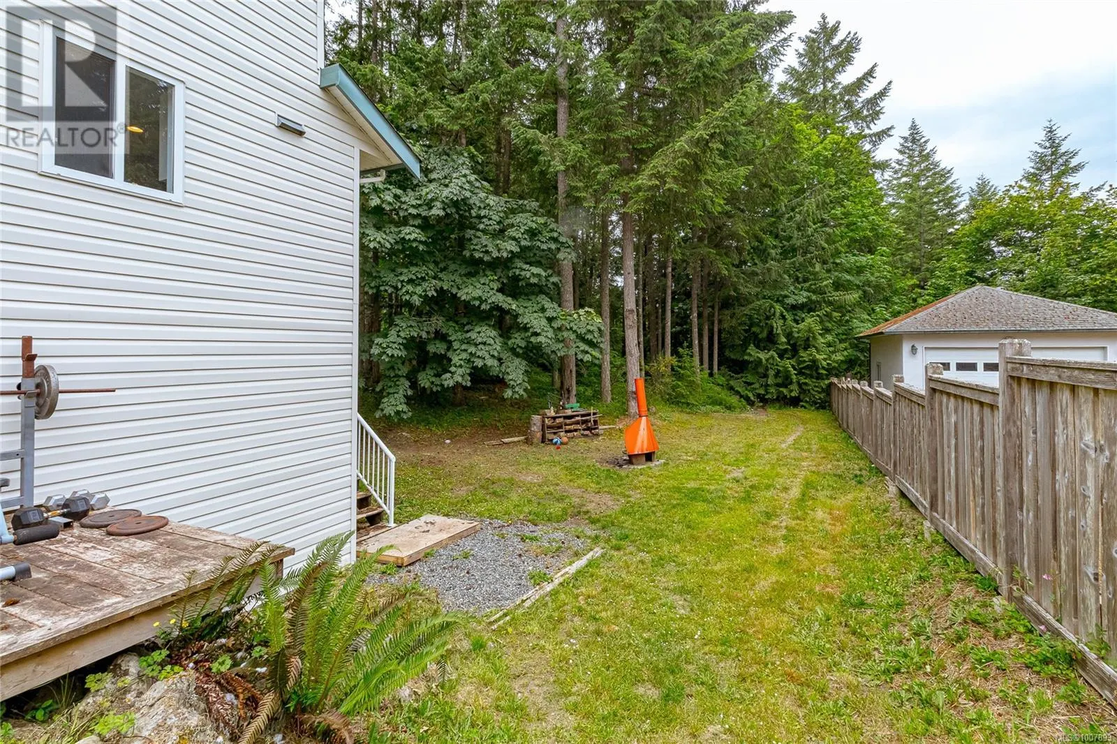 2466 Galland Ave