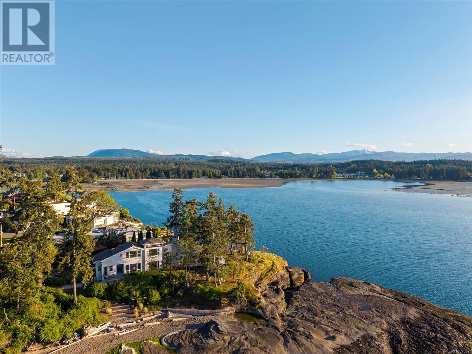 1341 Madrona Dr