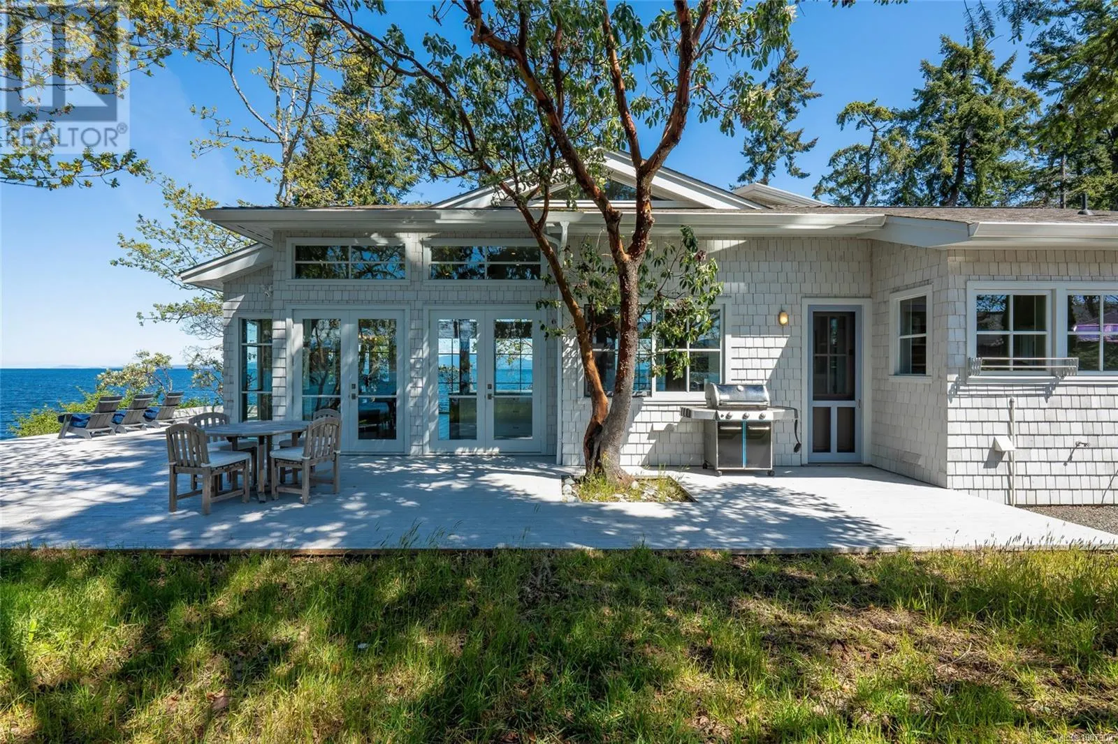 1341 Madrona Dr
