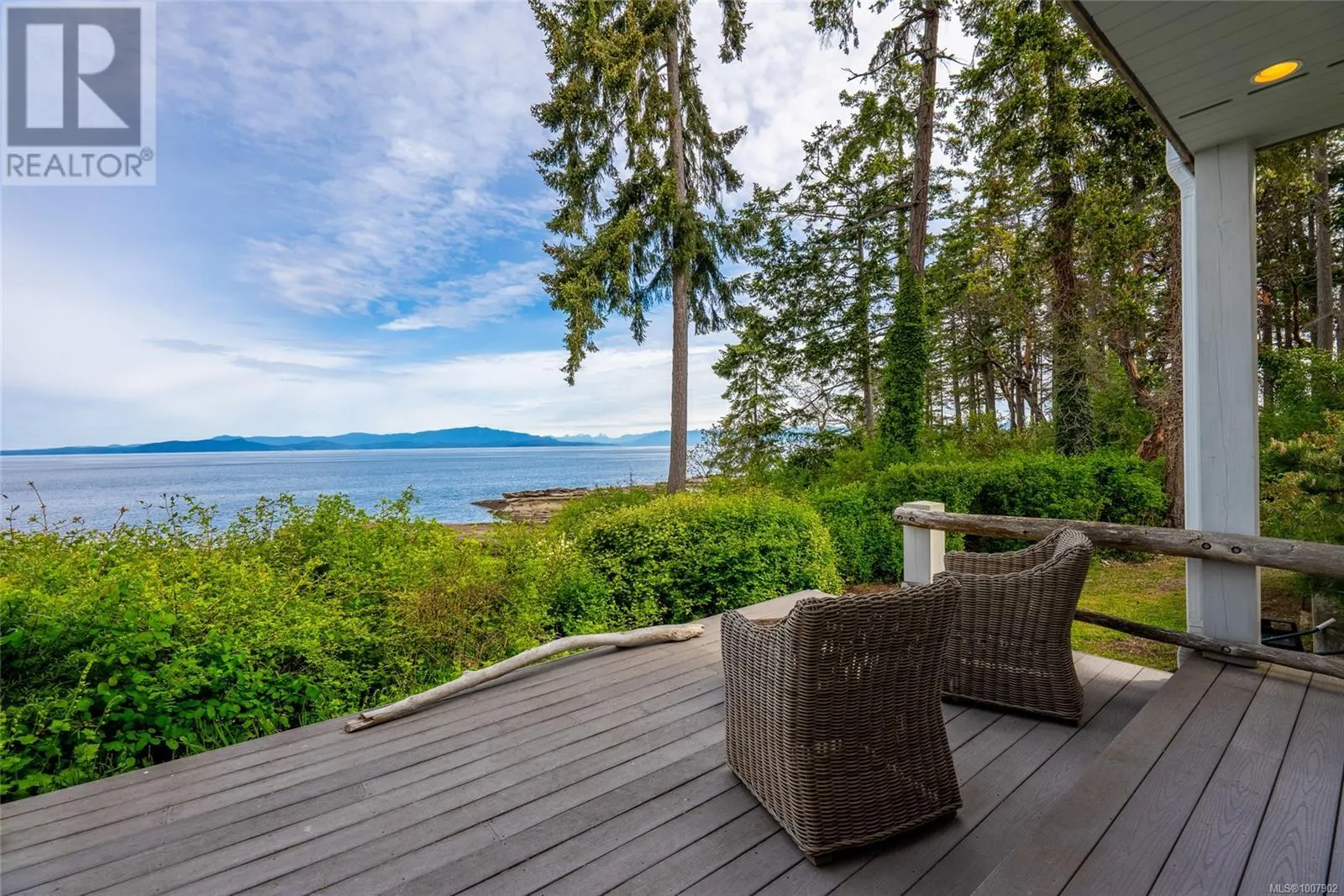 1341 Madrona Dr