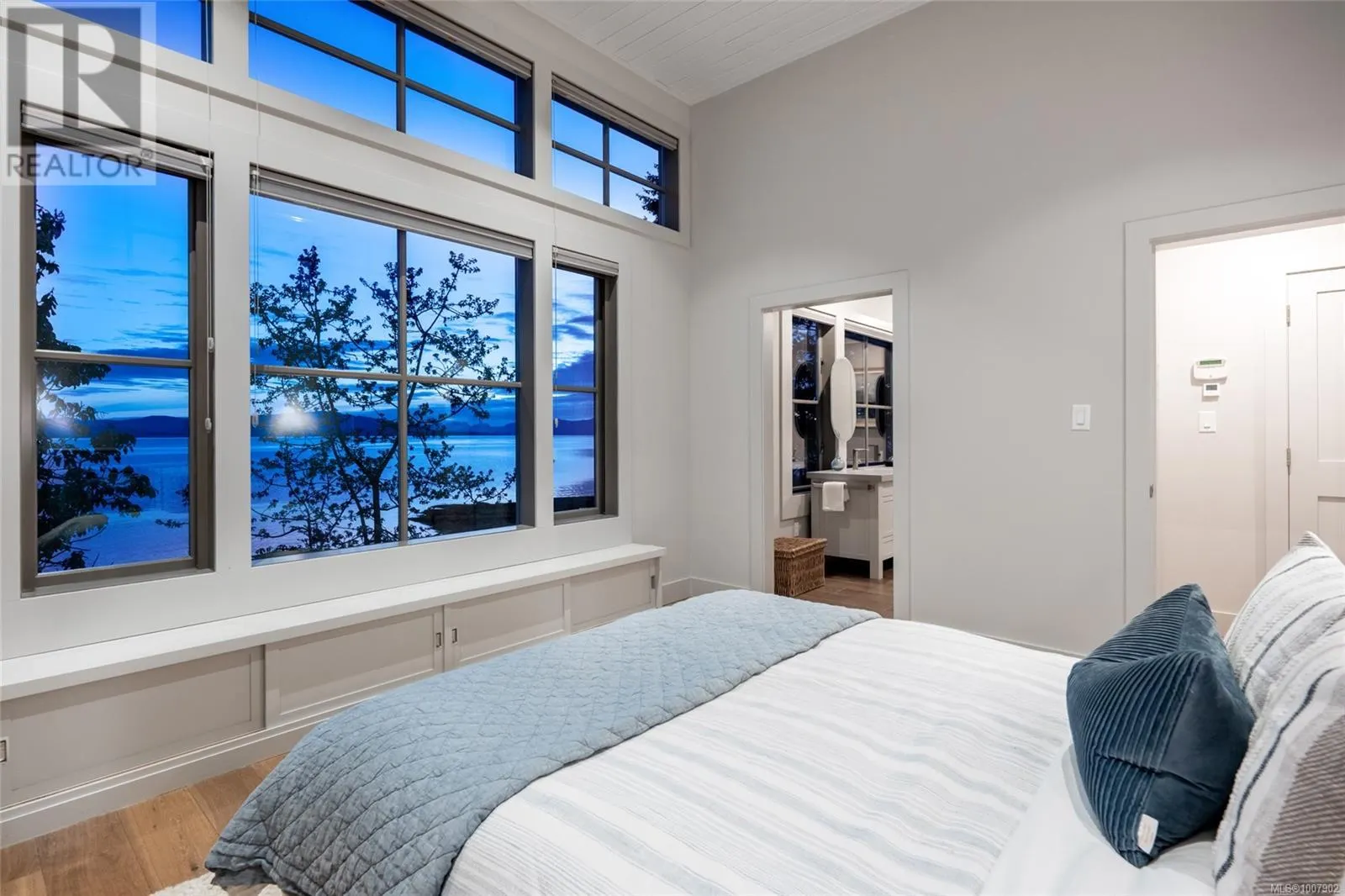 1341 Madrona Dr