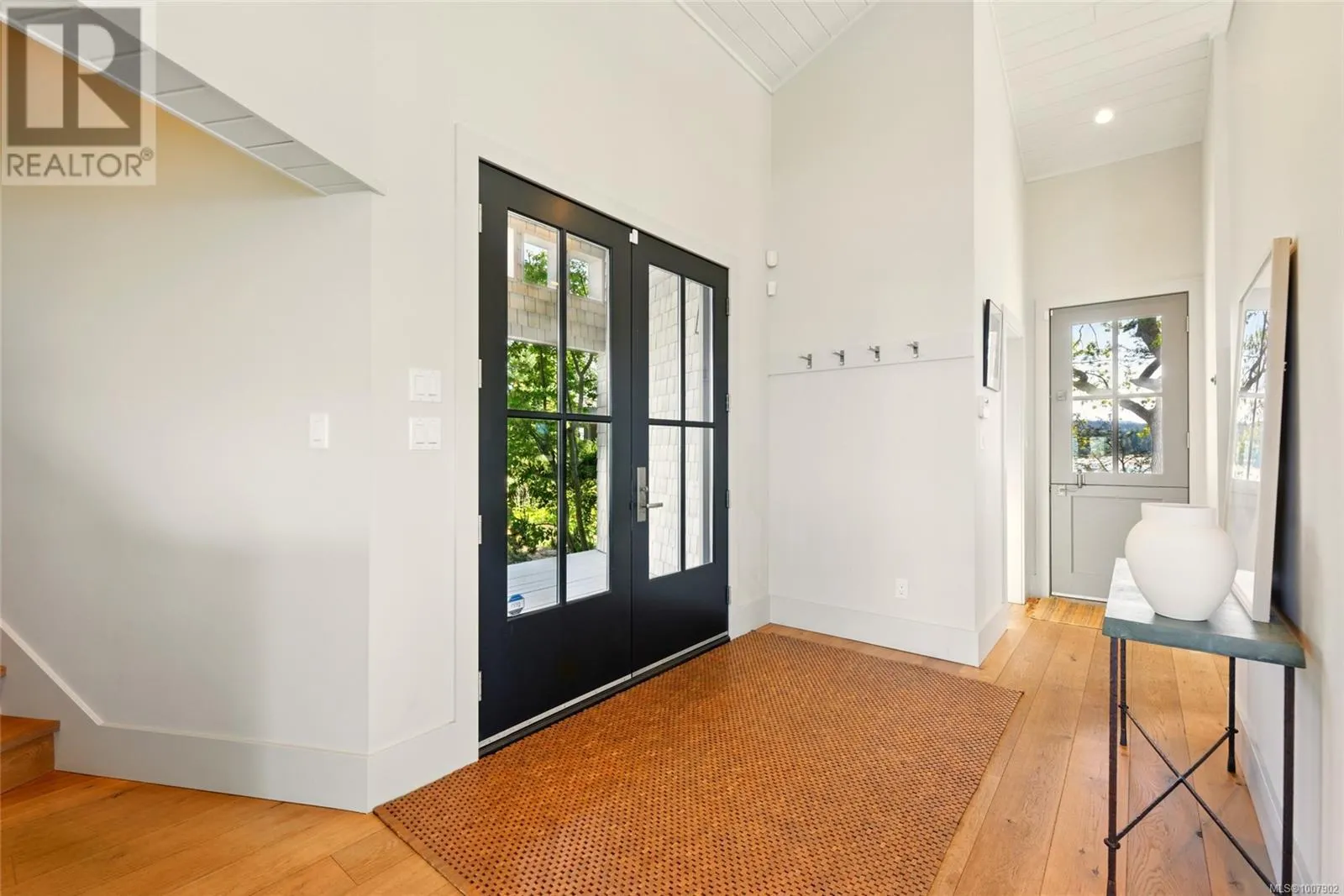 1341 Madrona Dr