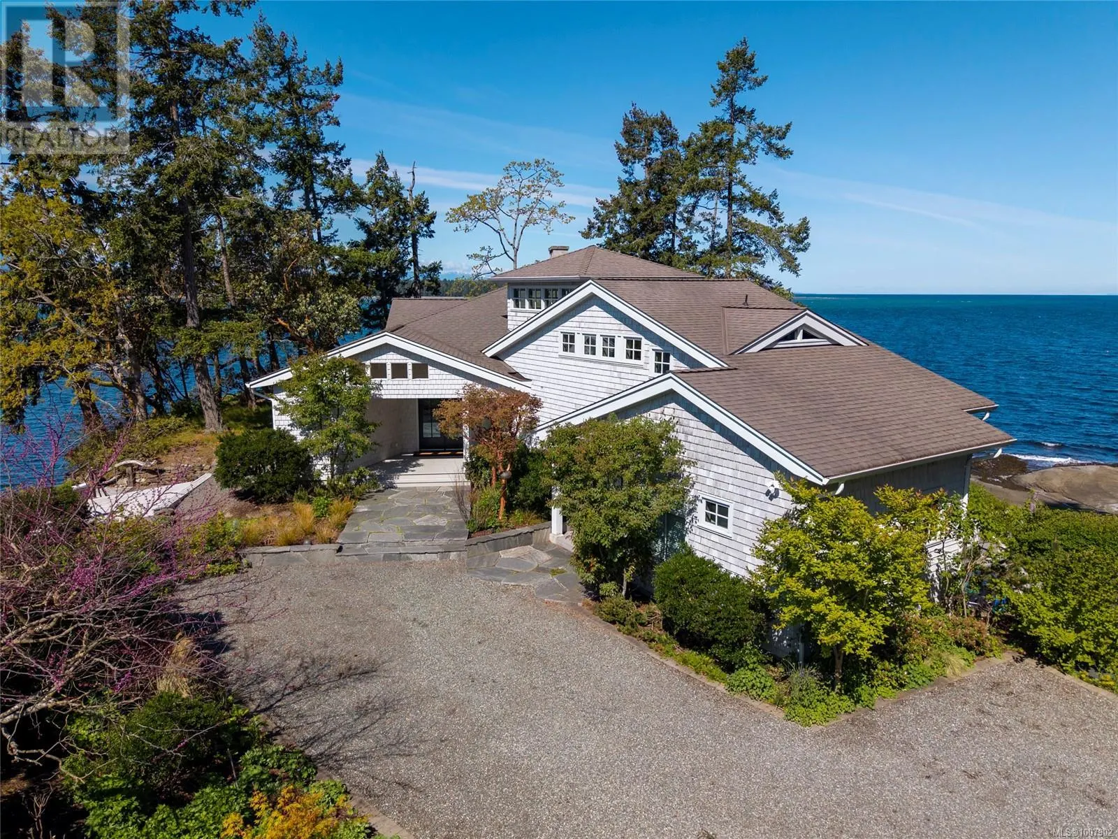 1341 Madrona Dr