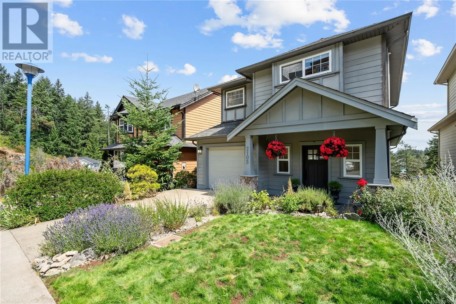 2105 Longspur Dr