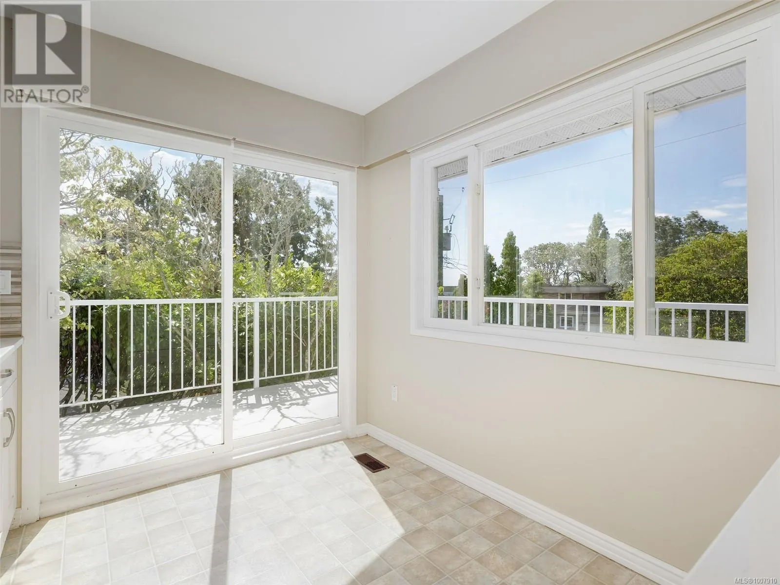 1470 Banff Pl
