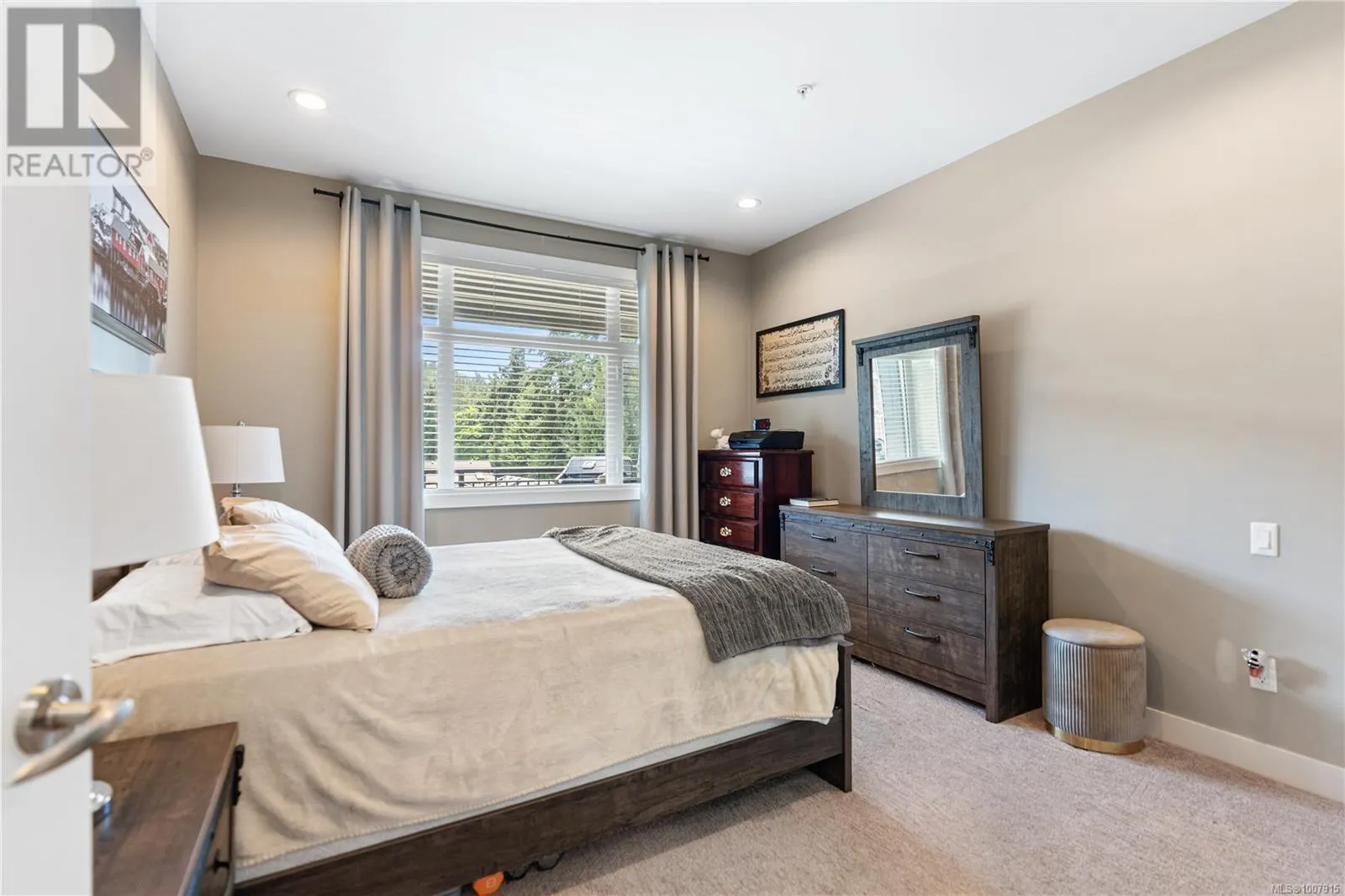 313 2655 Sooke Rd