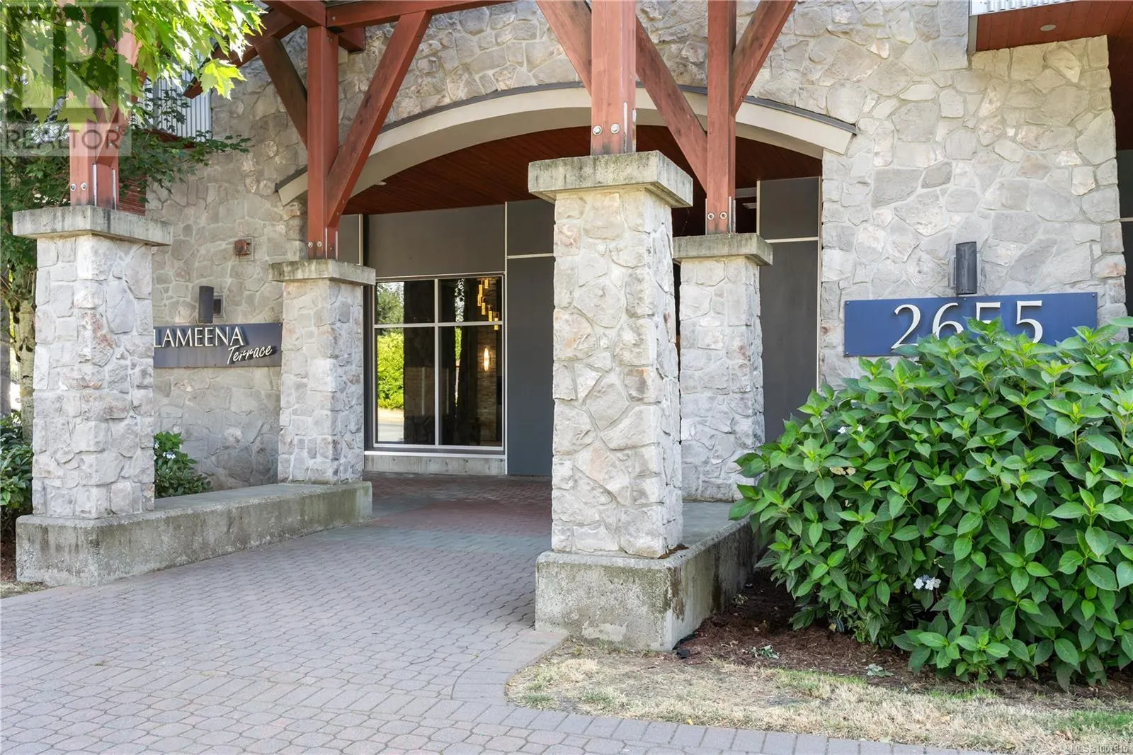 313 2655 Sooke Rd