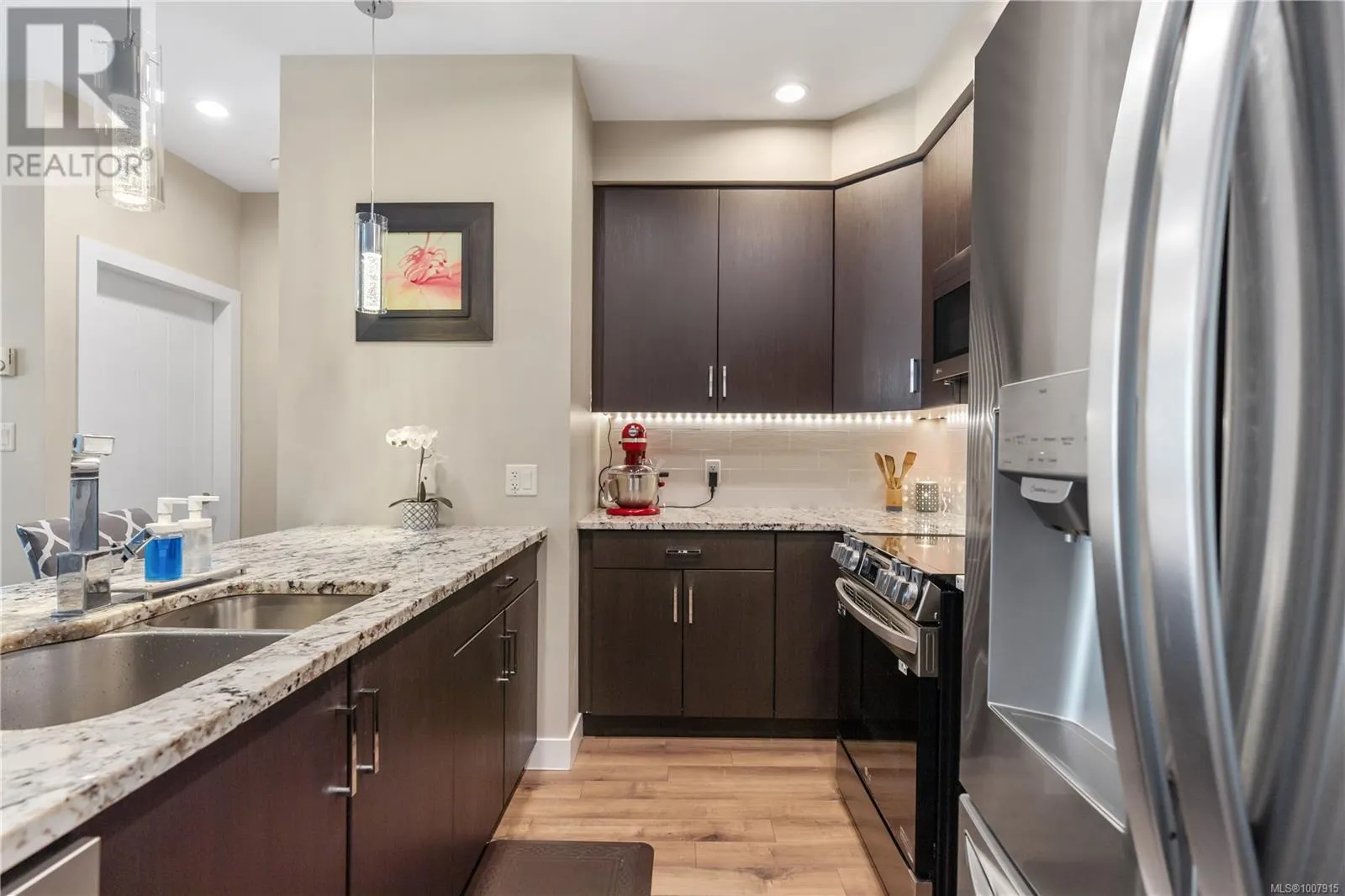 313 2655 Sooke Rd