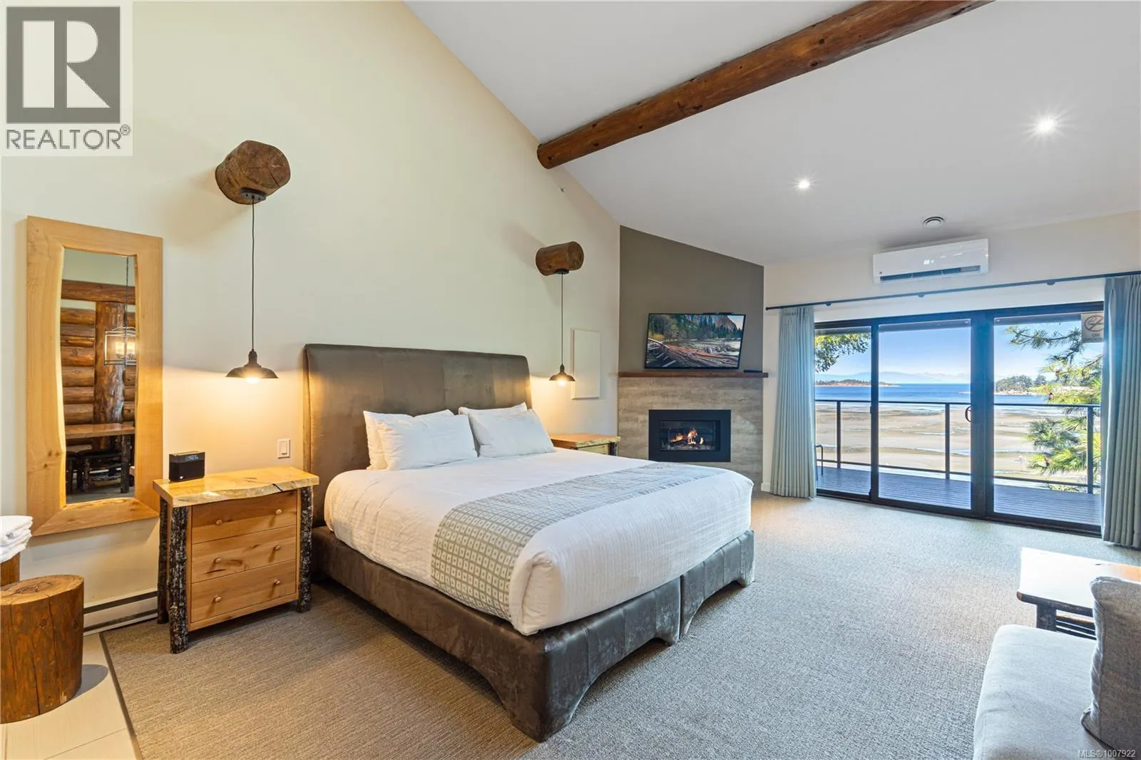 319 1155 Resort Dr