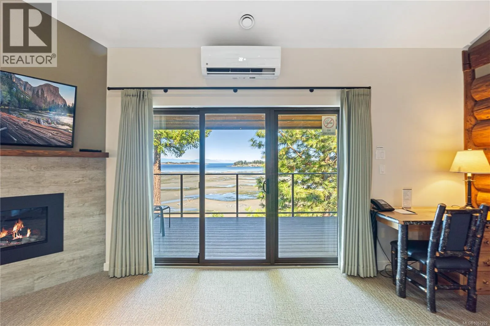 319 1155 Resort Dr