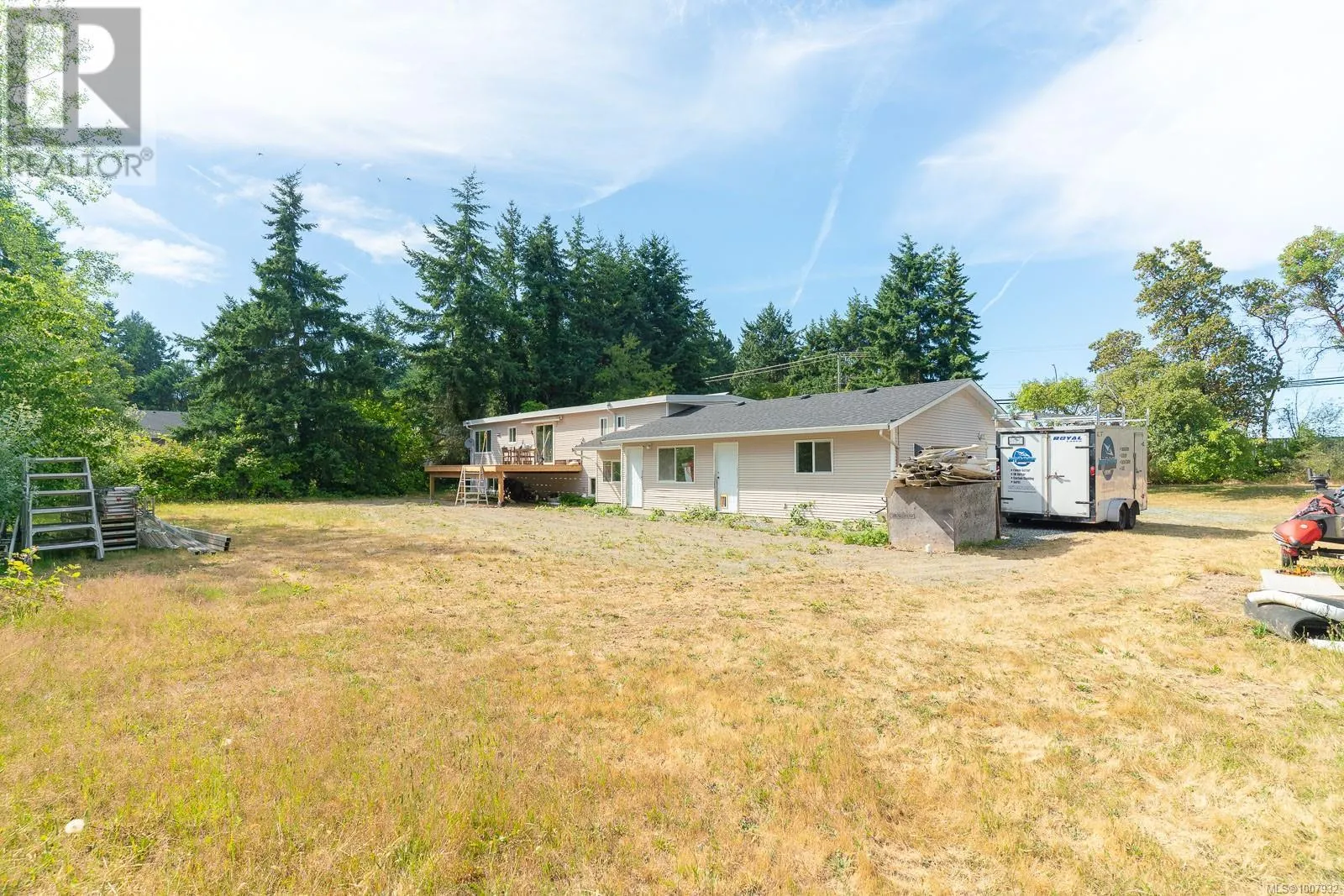 7405/7425 Lantzville Rd