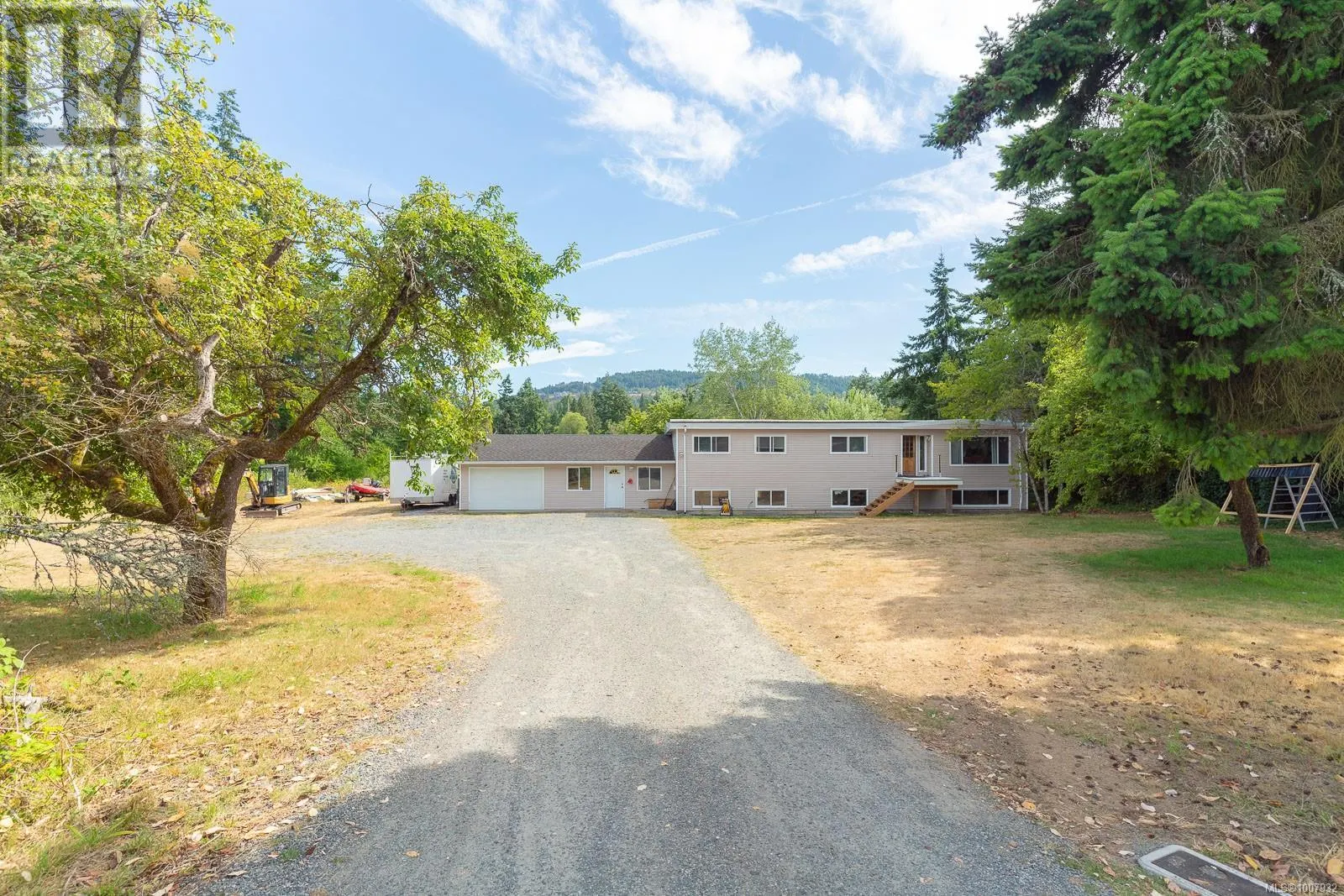 7405/7425 Lantzville Rd