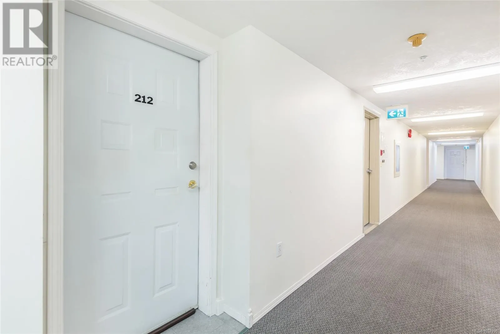 212 3855 11th Ave