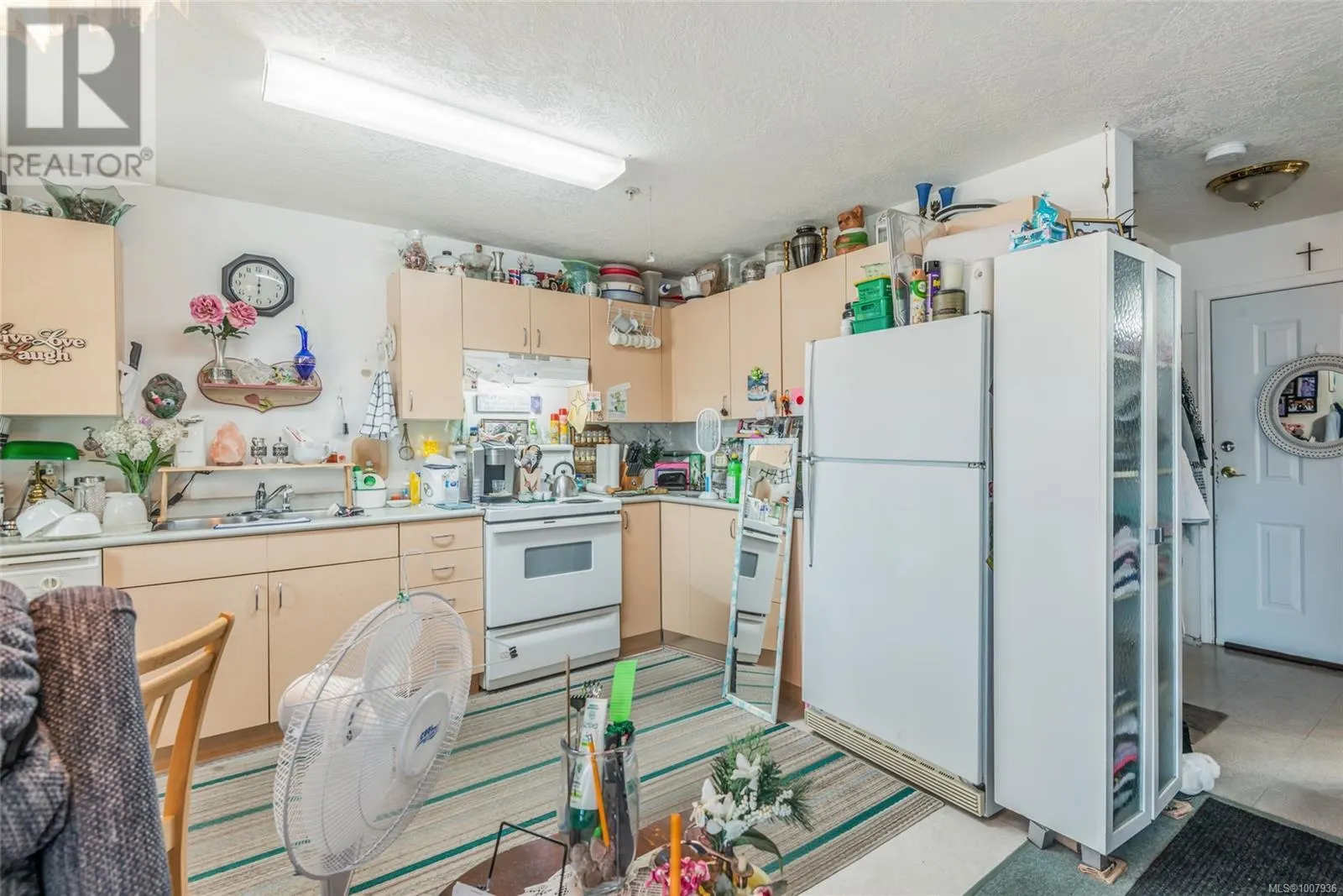 212 3855 11th Ave