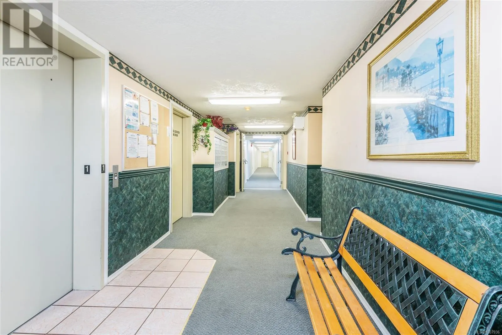 212 3855 11th Ave