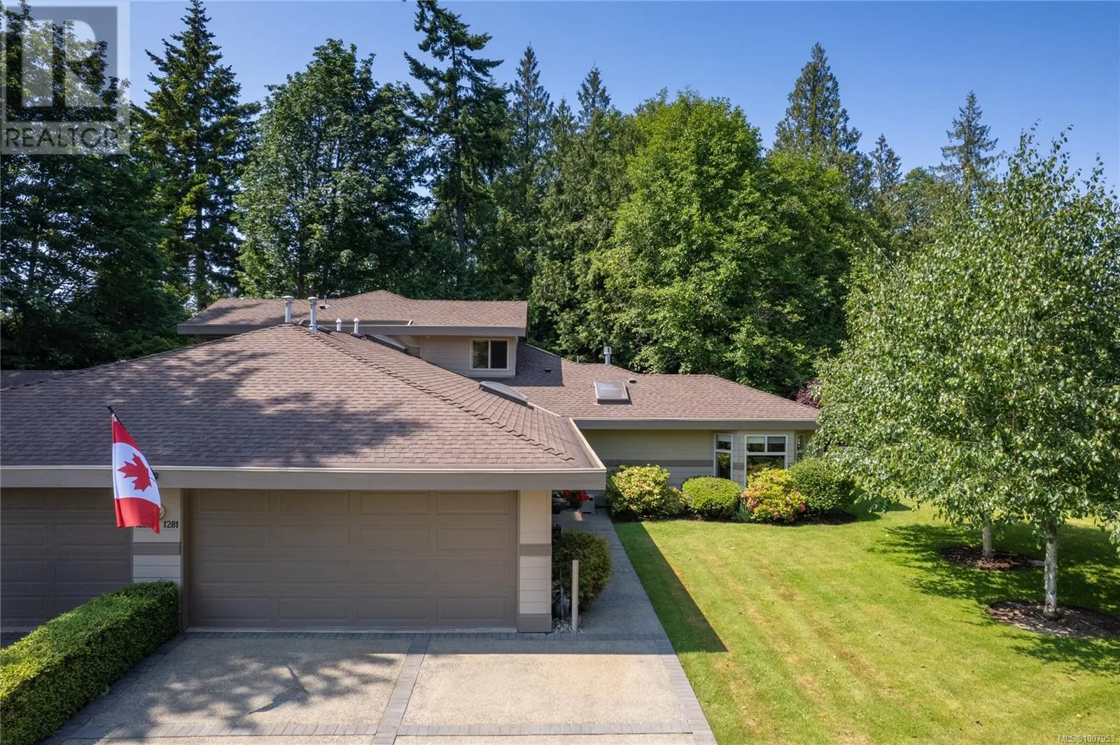 1281 Roberton Blvd