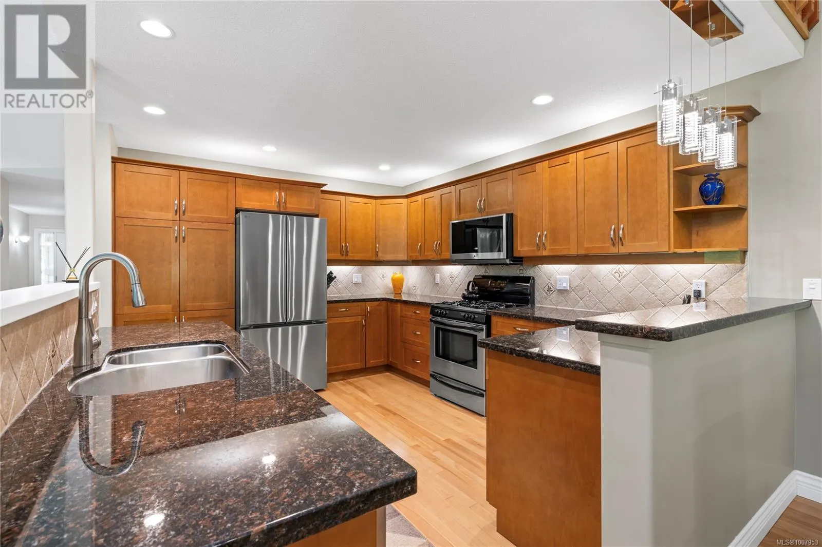 1281 Roberton Blvd