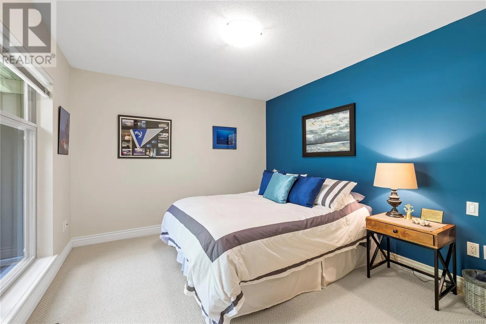 1281 Roberton Blvd
