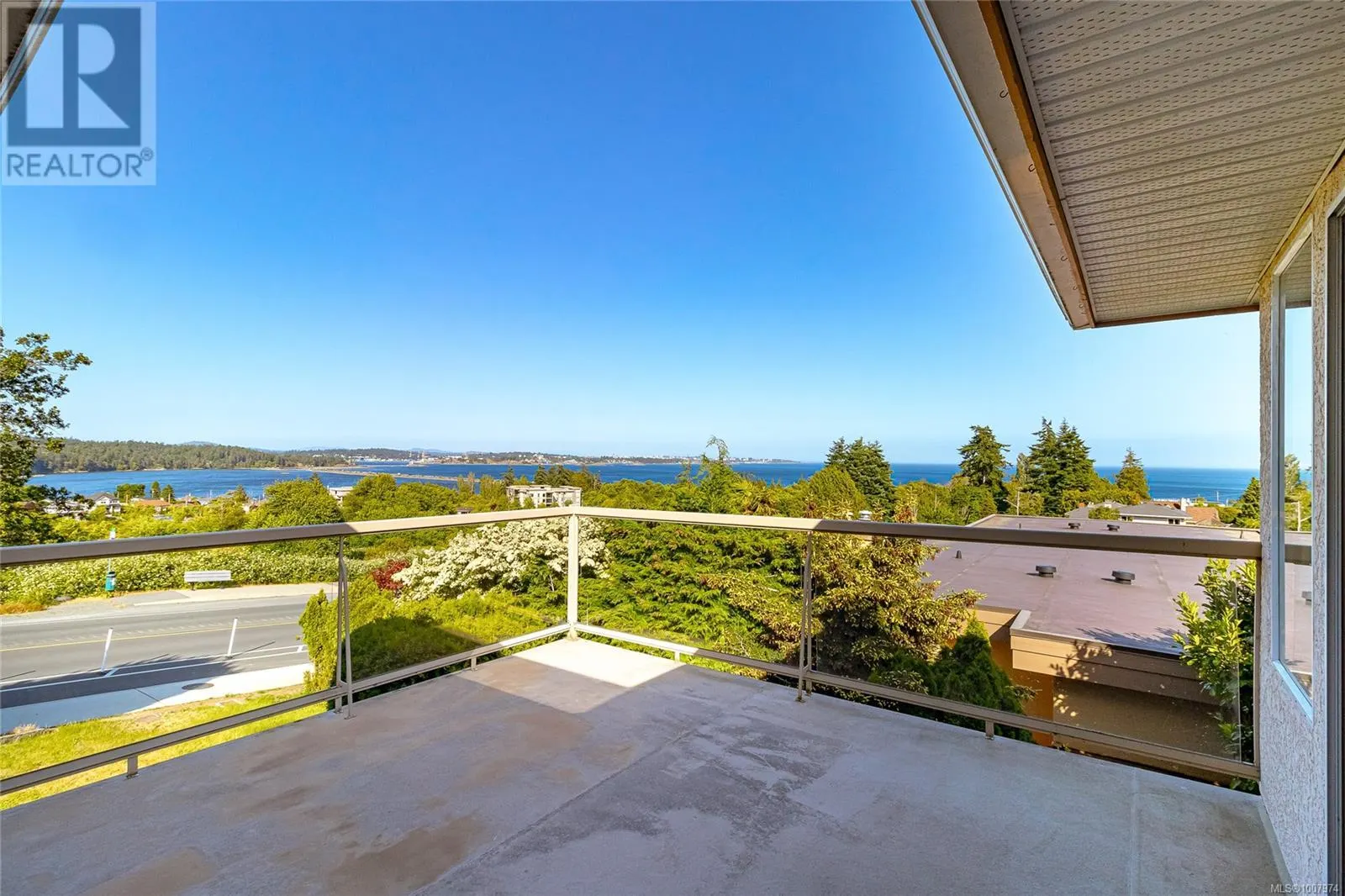 303 Lagoon Rd