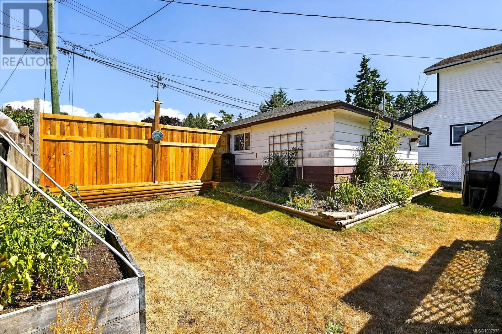 2635 5th Ave