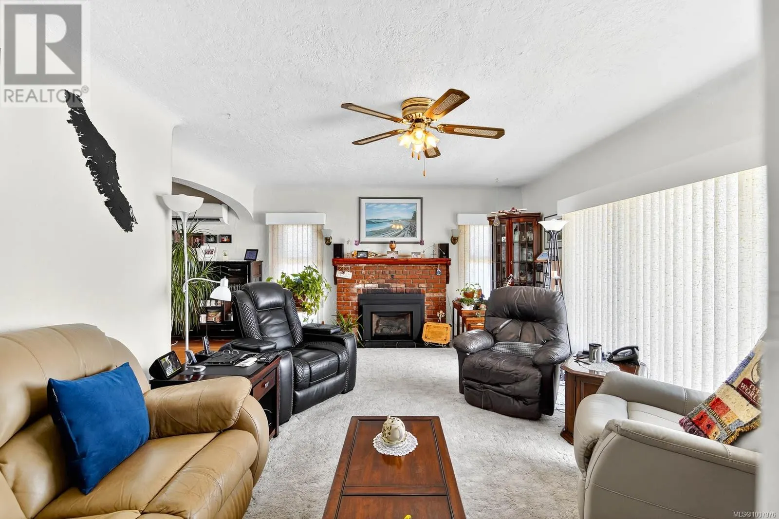 2635 5th Ave