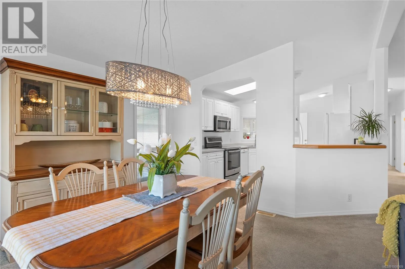 101 1833 Noorzan St