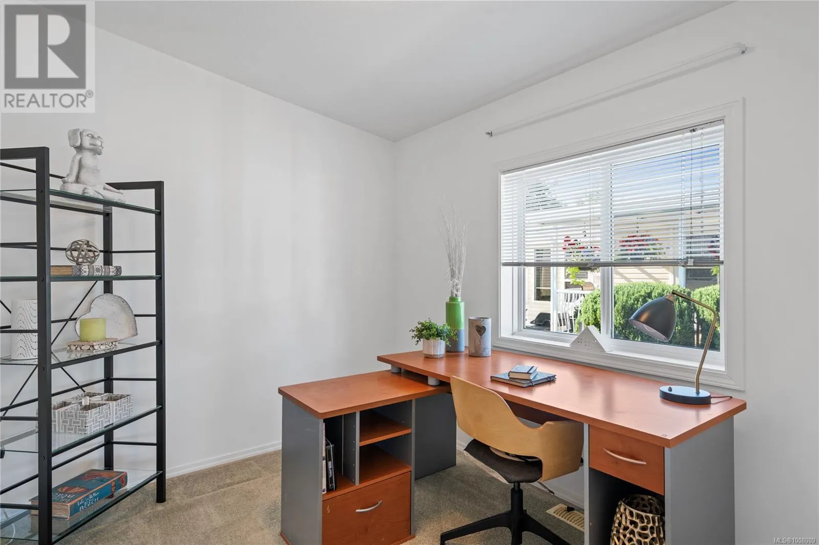 101 1833 Noorzan St