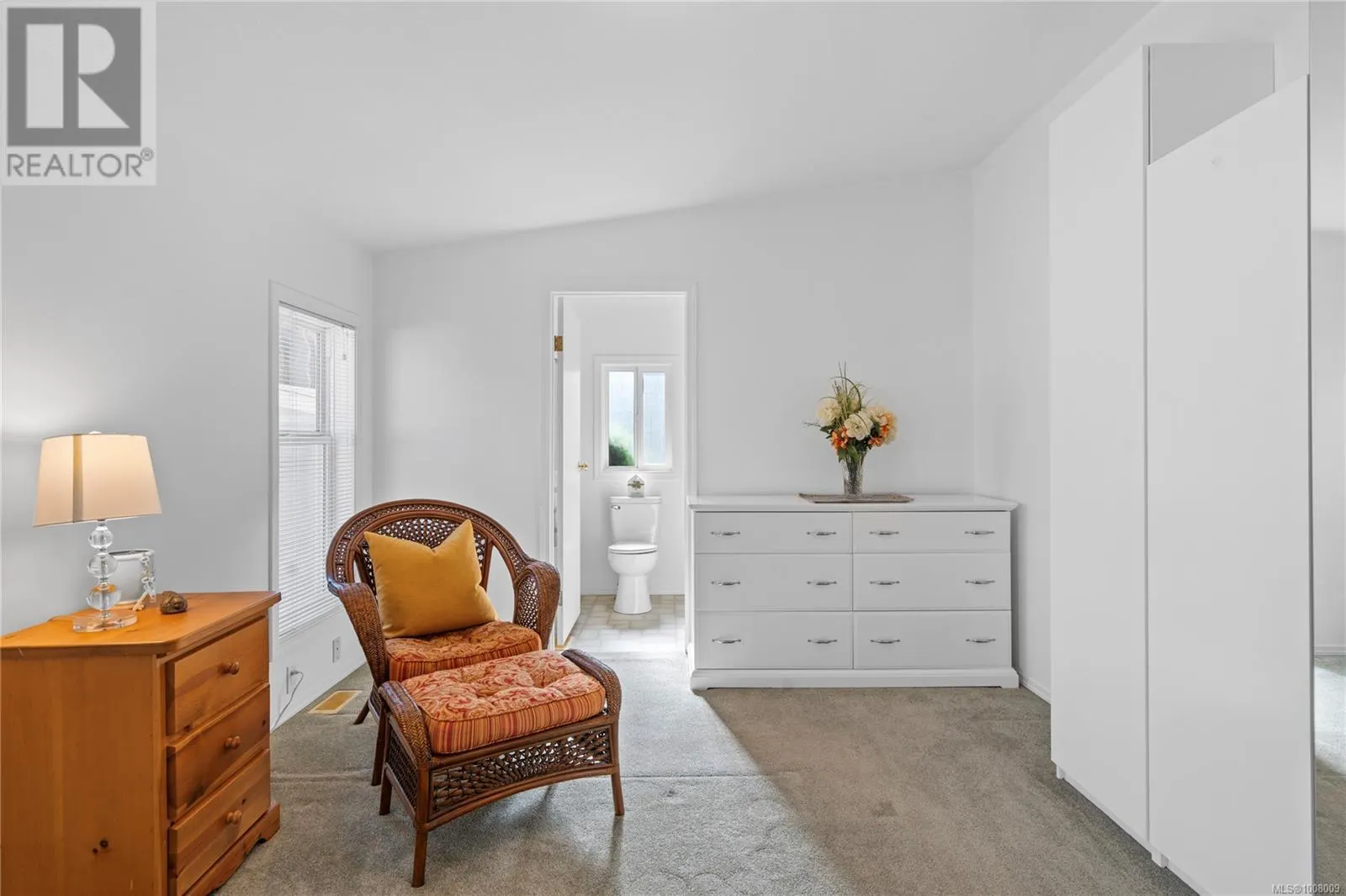 101 1833 Noorzan St