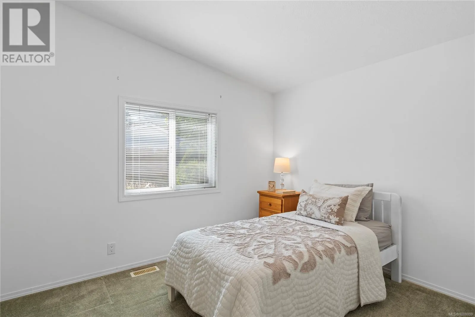 101 1833 Noorzan St
