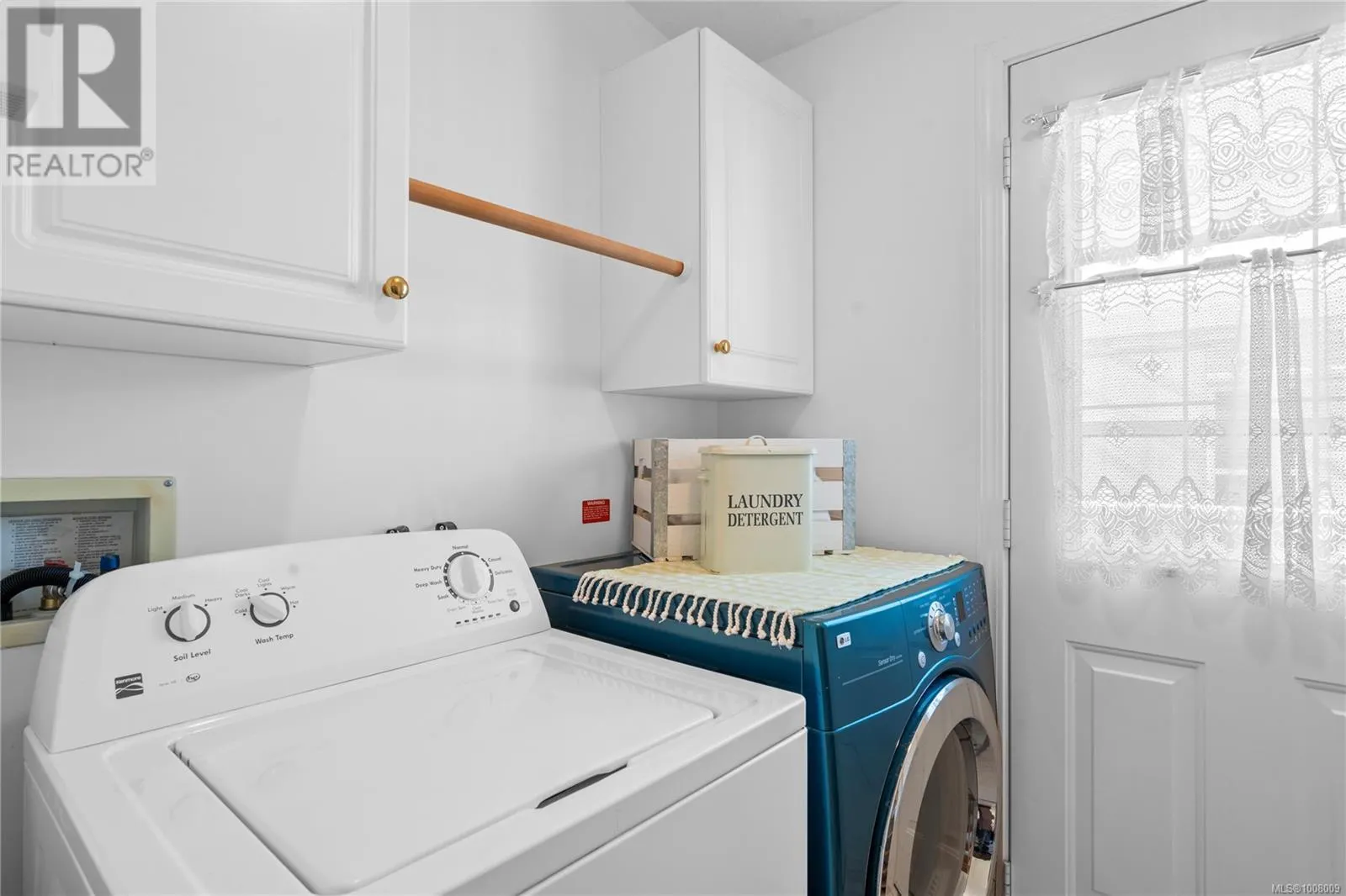 101 1833 Noorzan St