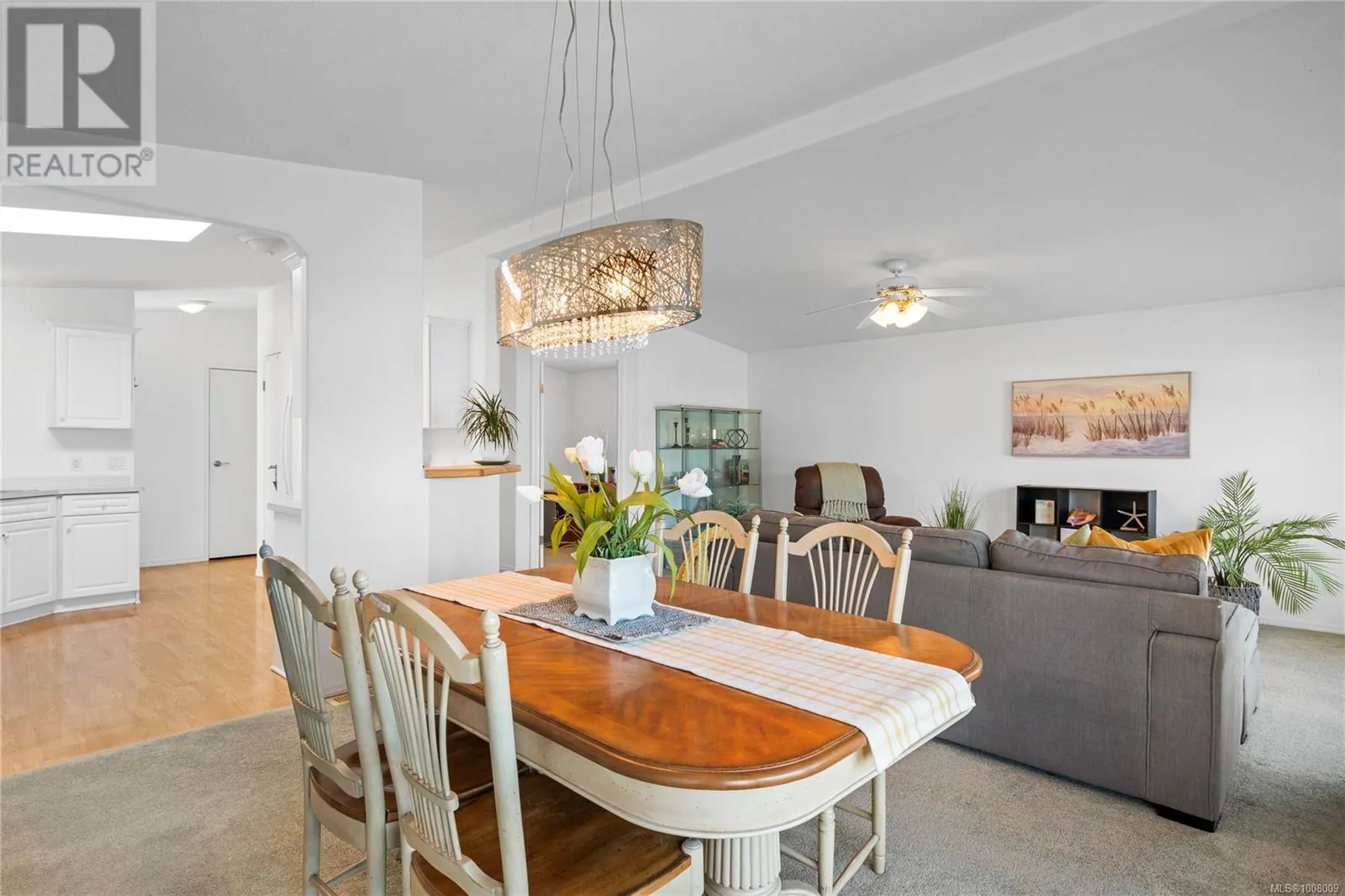 101 1833 Noorzan St