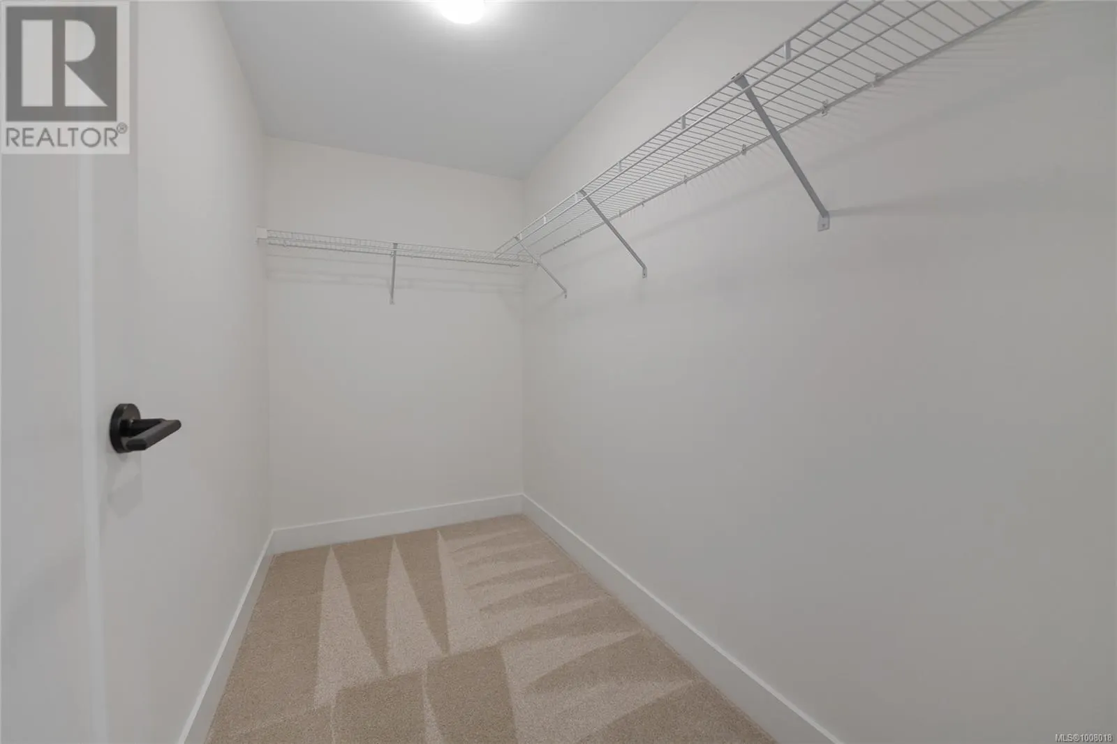 302 1110 Samar Cres