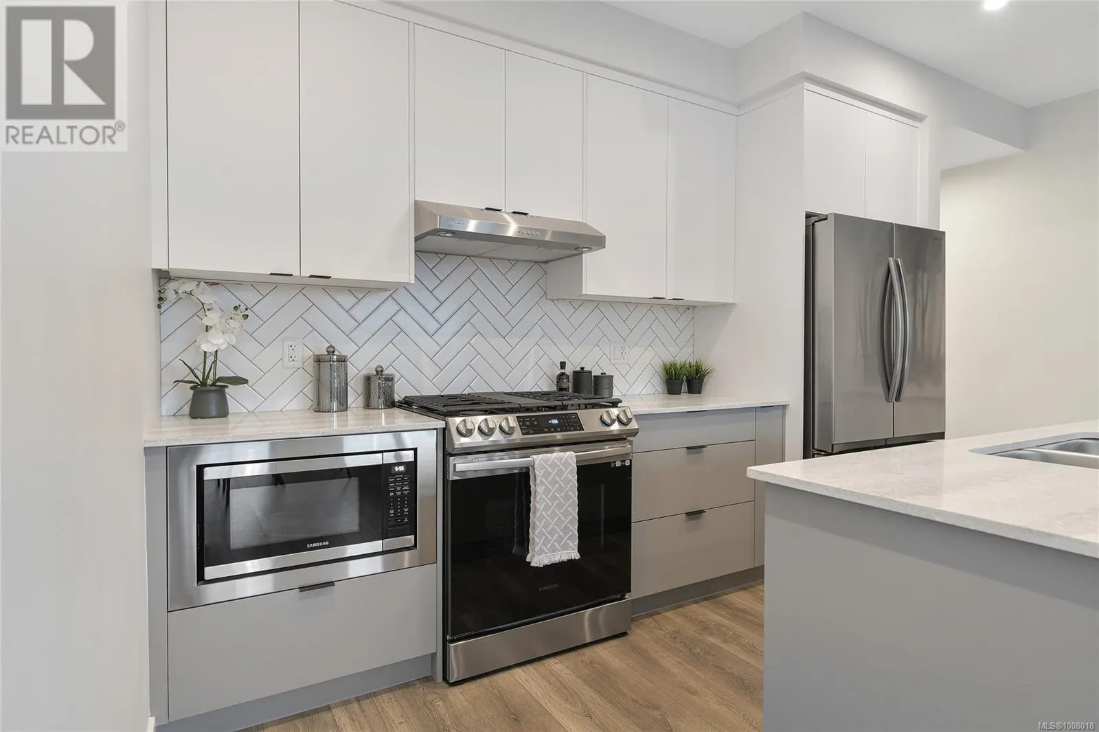 302 1110 Samar Cres