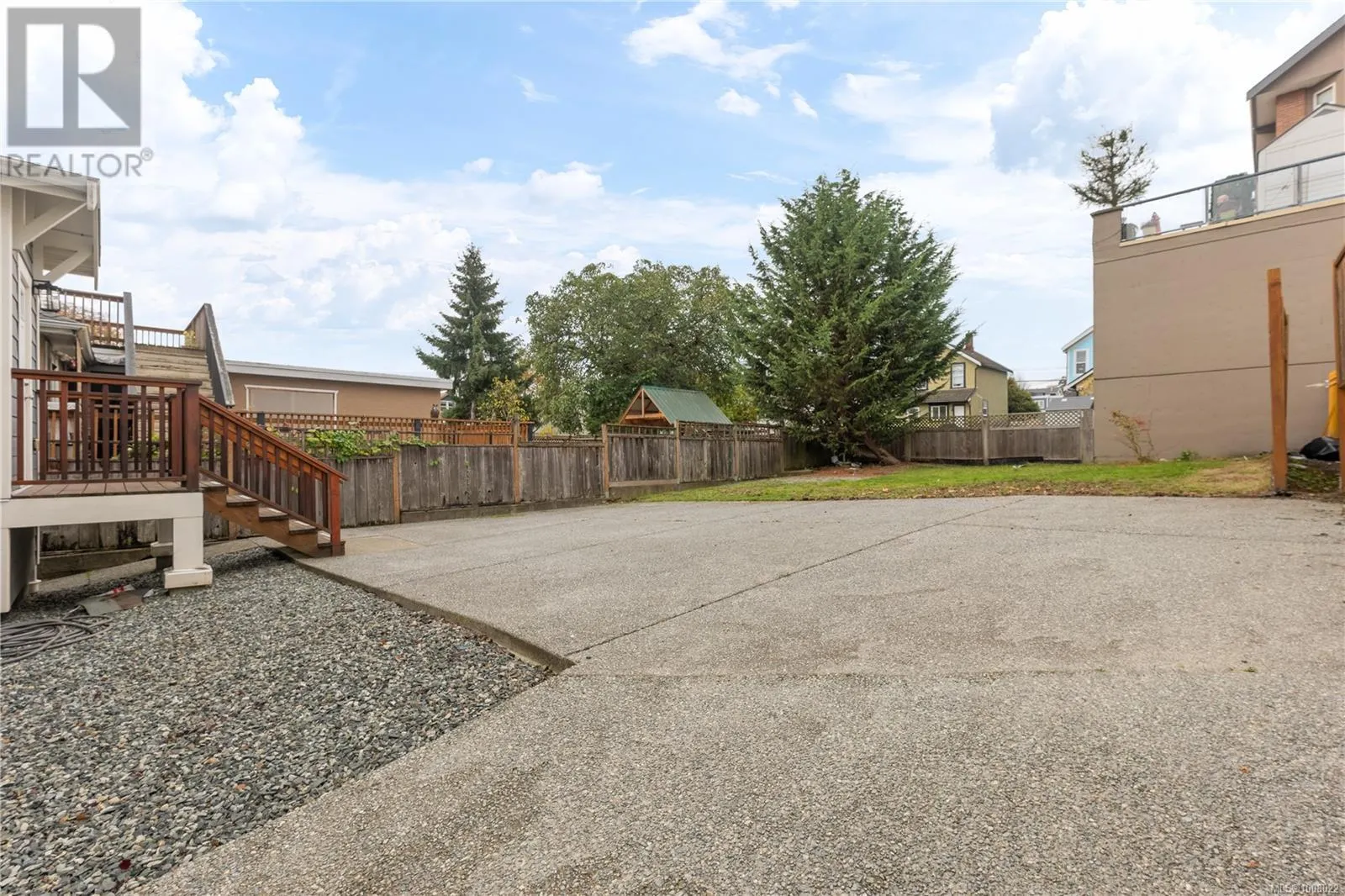 351 Wesley St