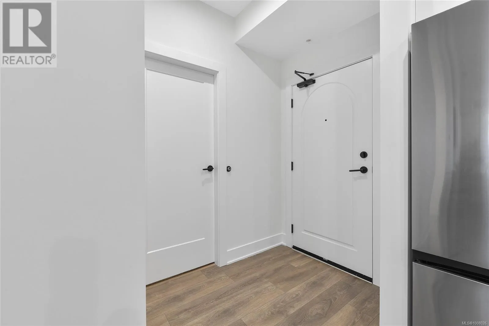 303 1110 Samar Cres