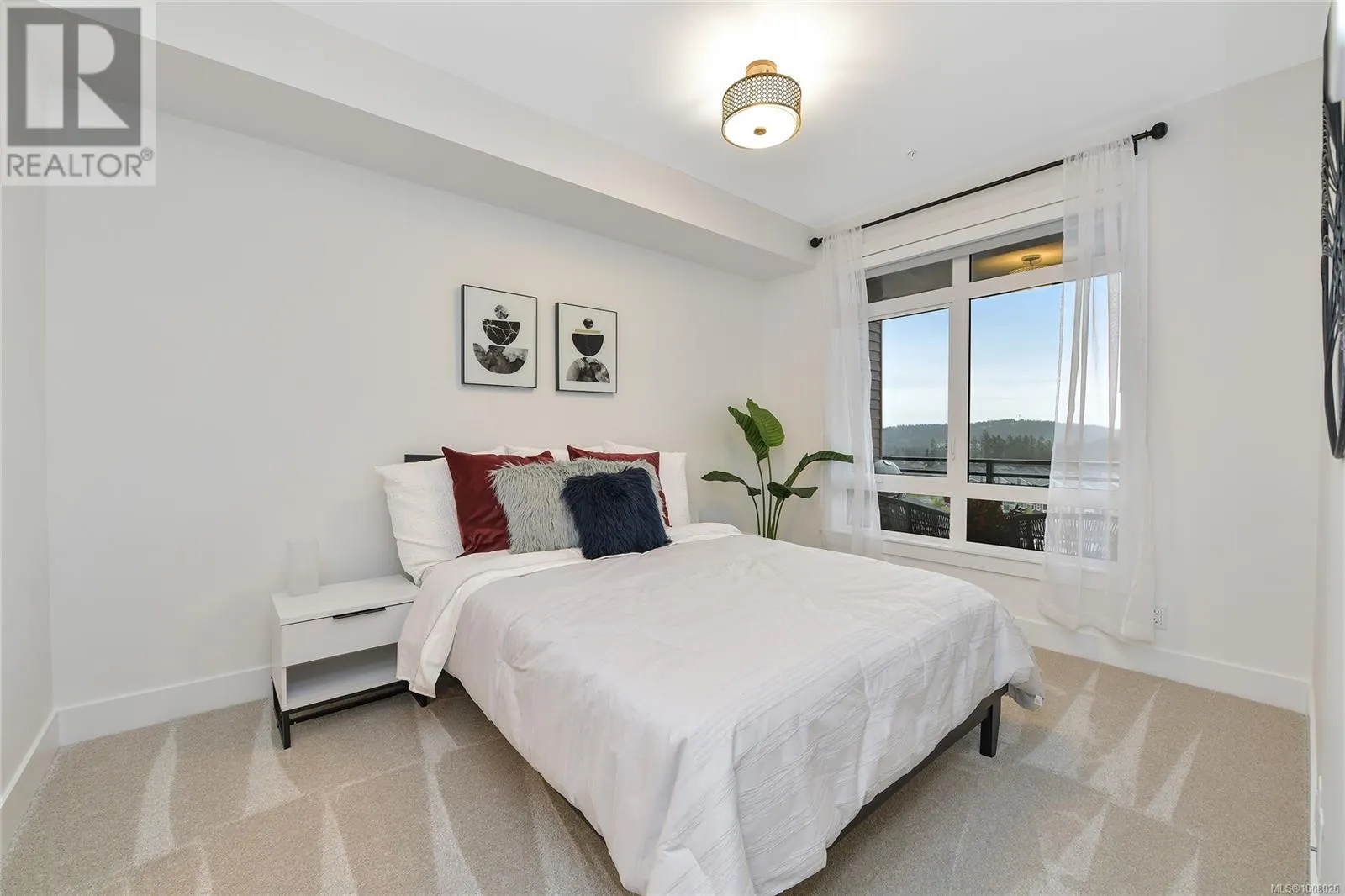 303 1110 Samar Cres