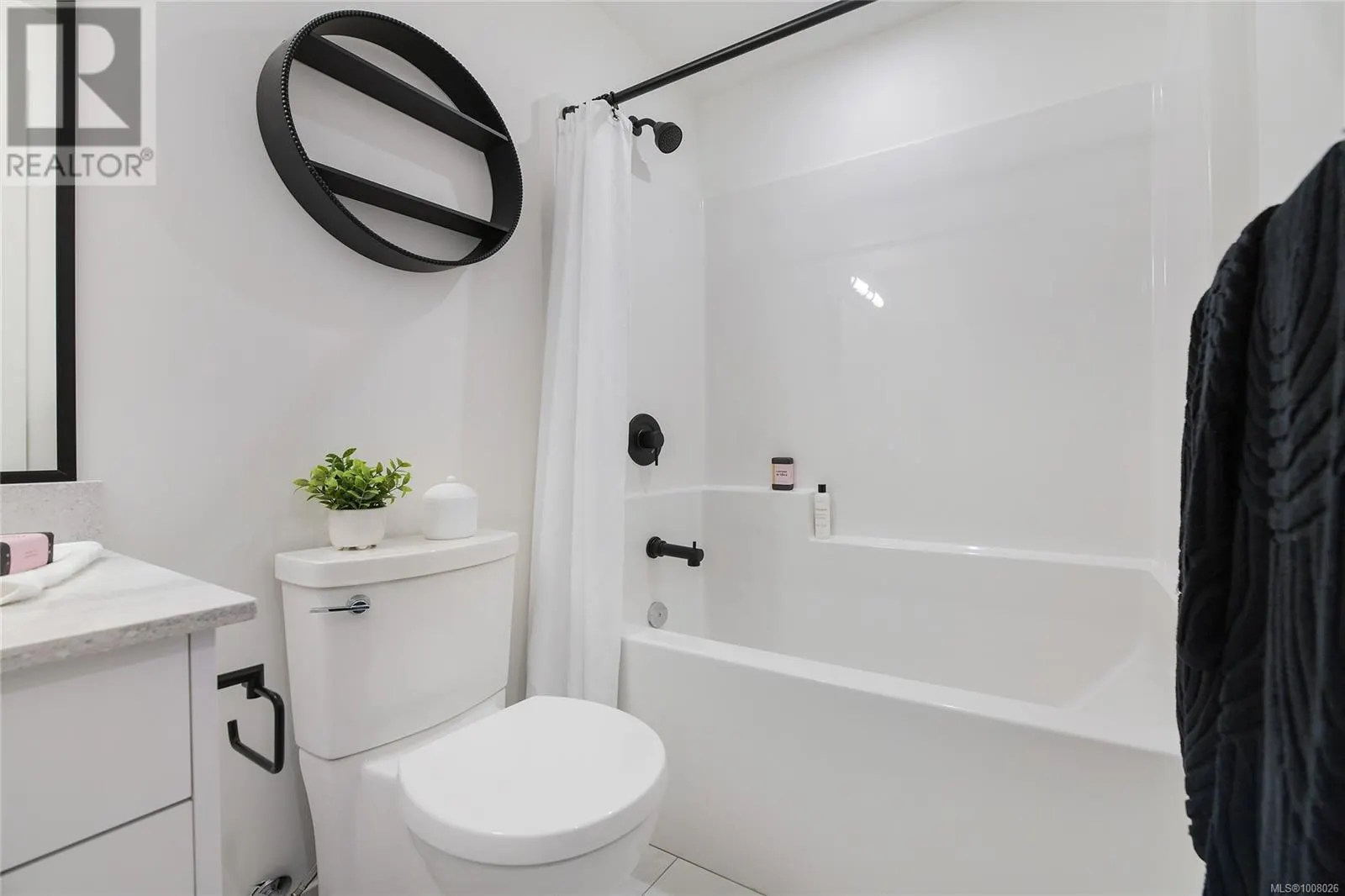 303 1110 Samar Cres