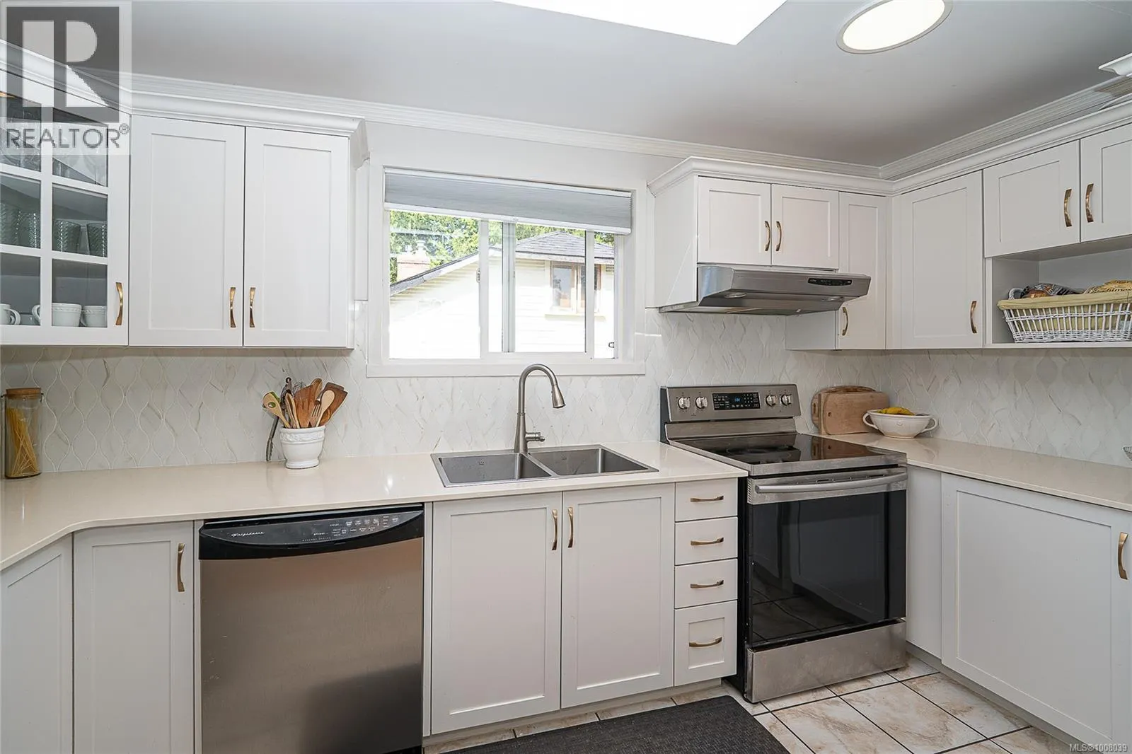 3275 Wascana St