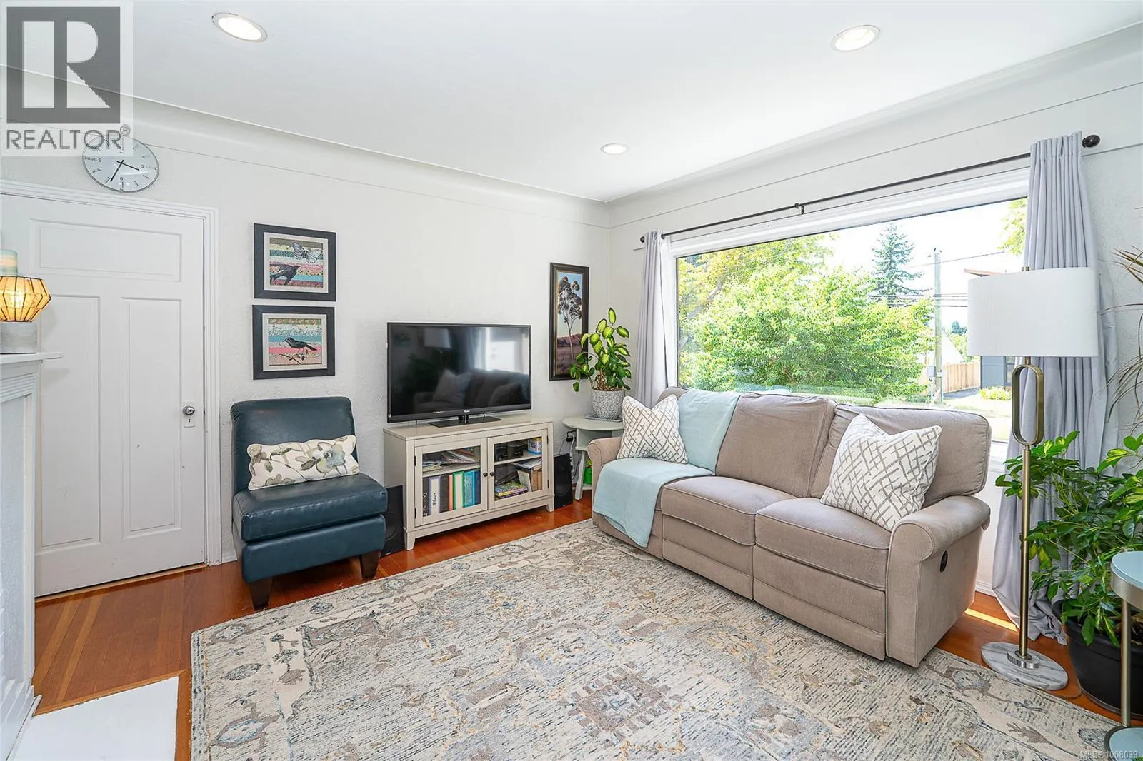 3275 Wascana St