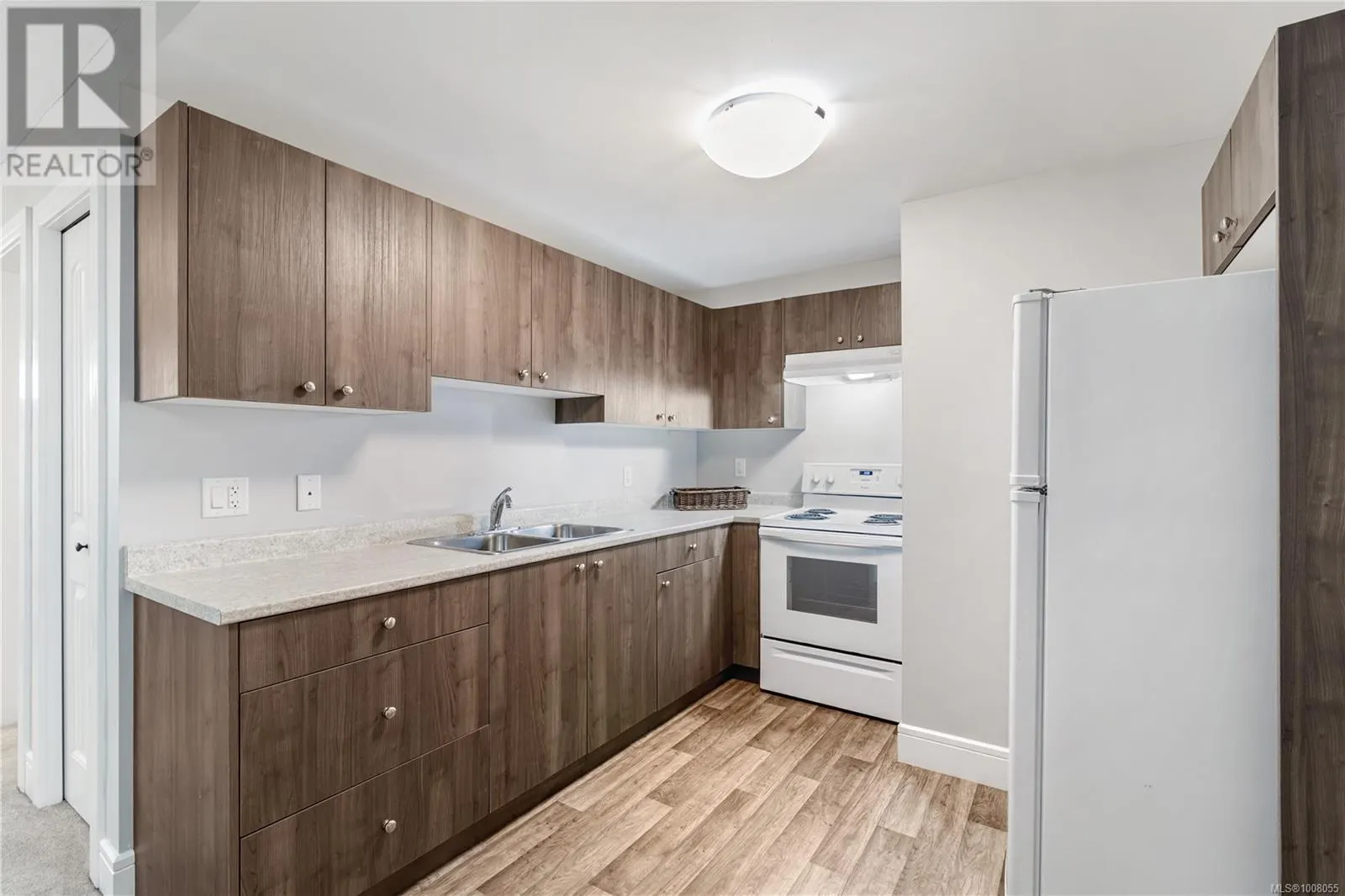 1194 Bombardier Cres