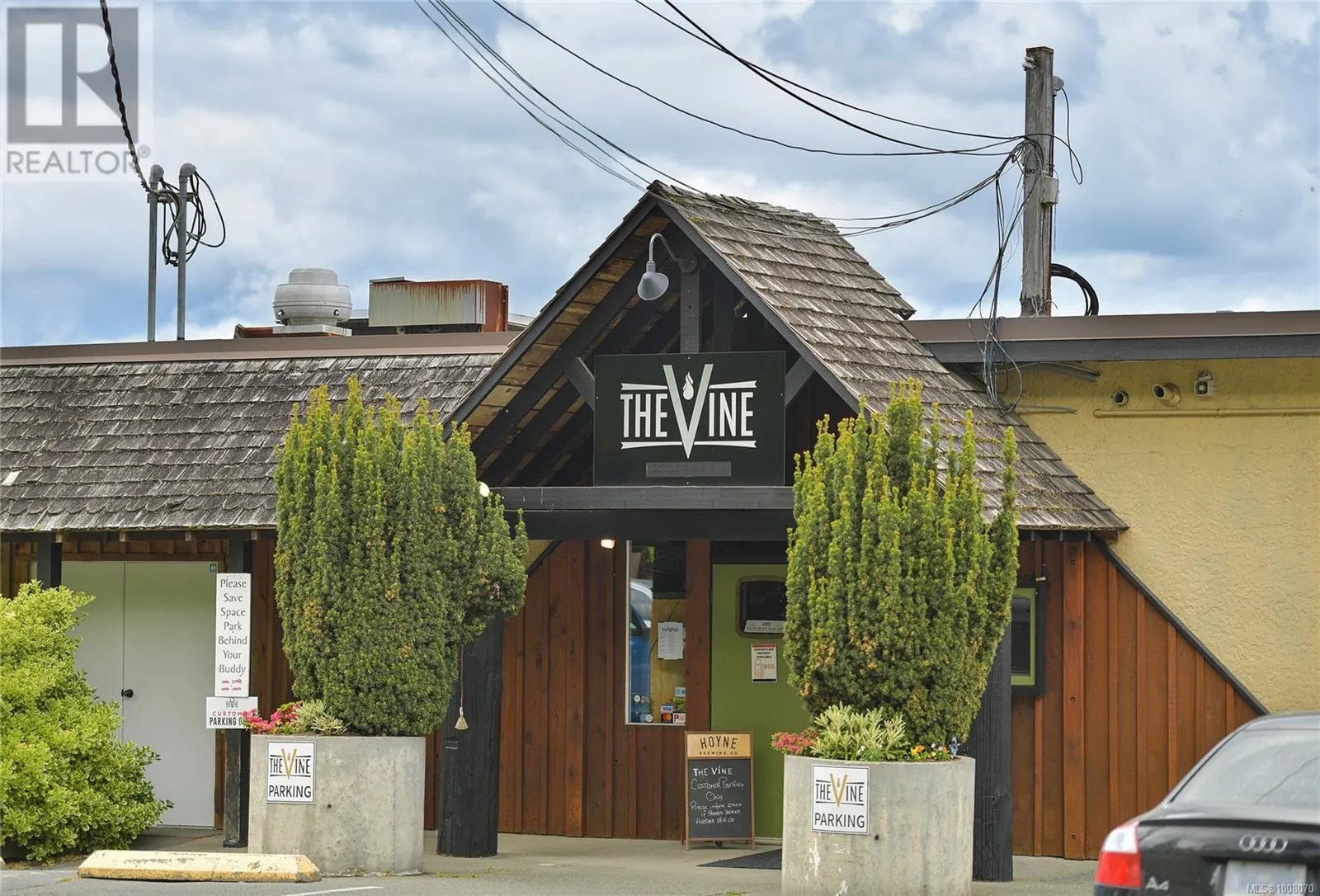 5 1765 Cowichan Bay Rd