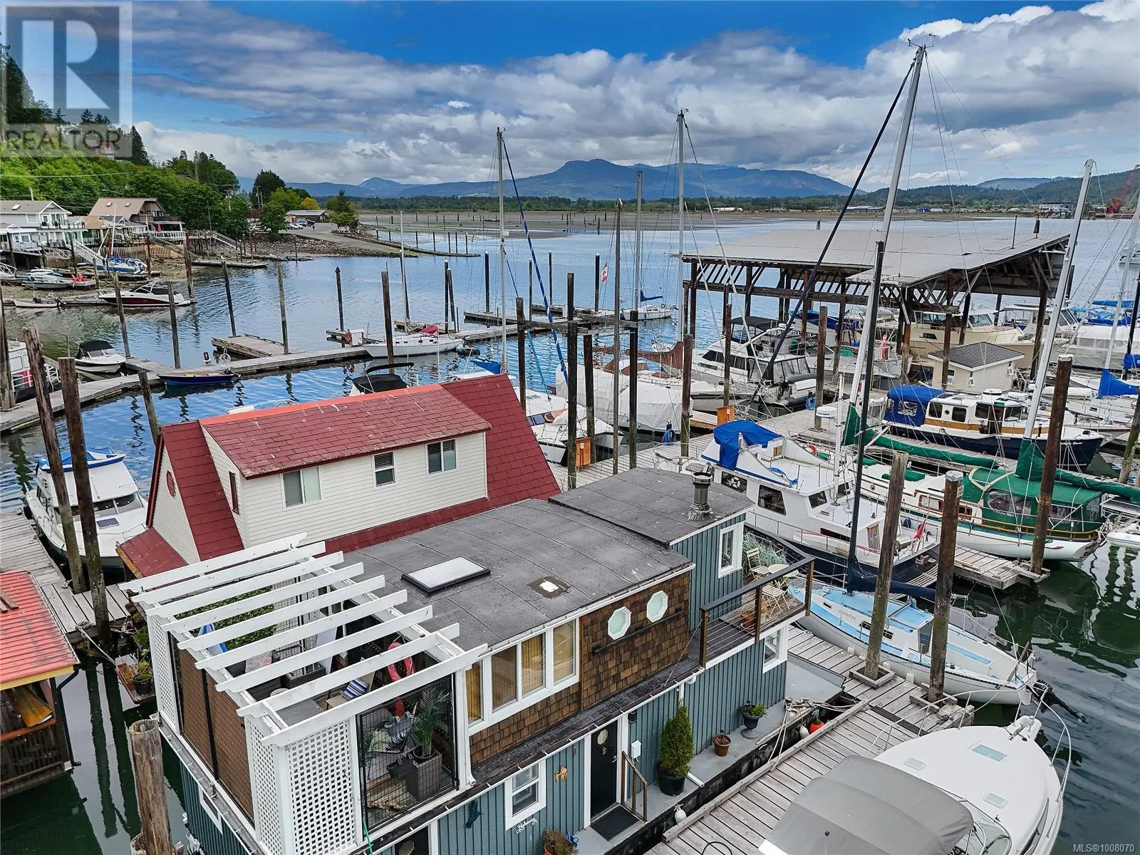 5 1765 Cowichan Bay Rd