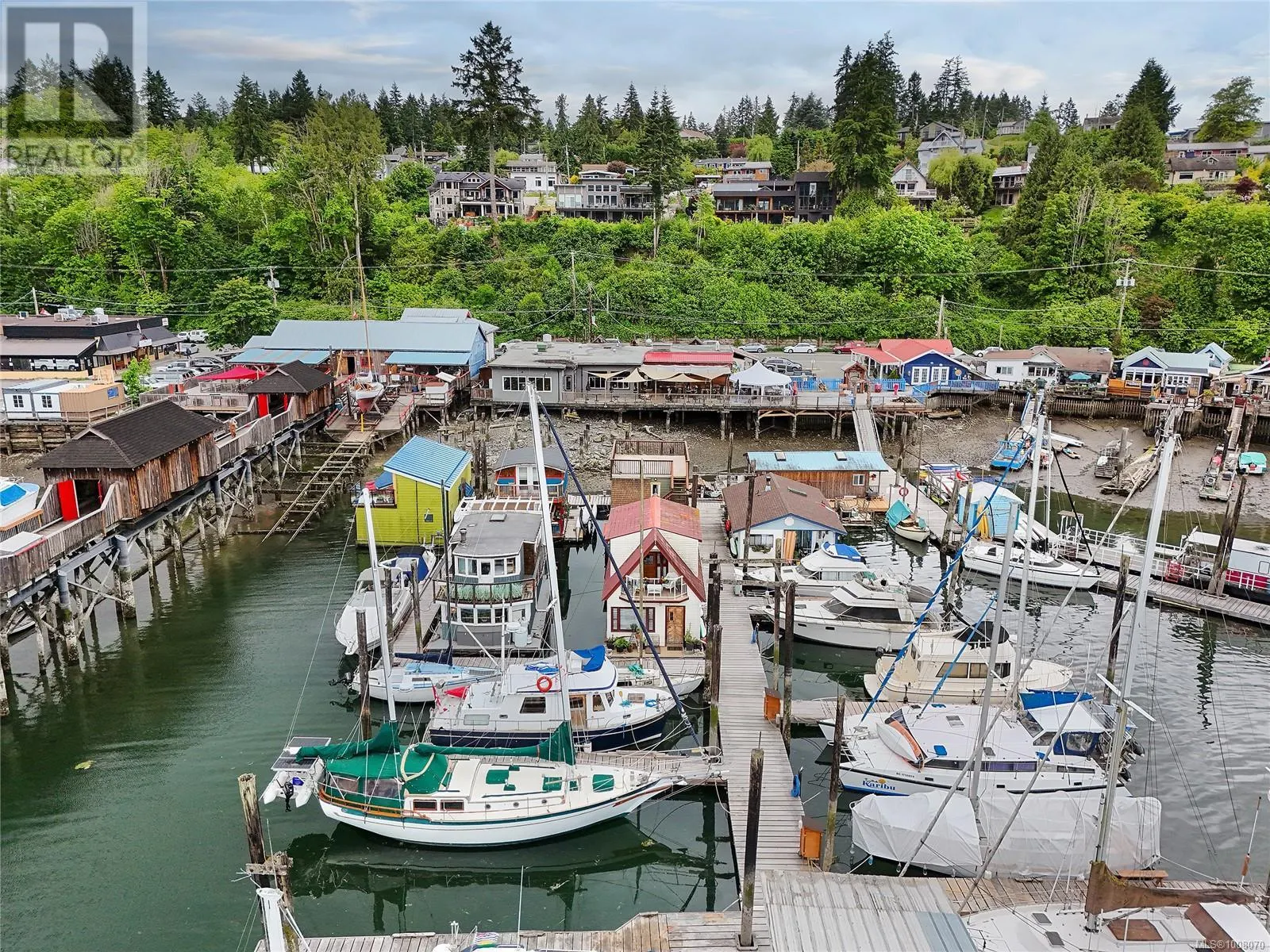 5 1765 Cowichan Bay Rd